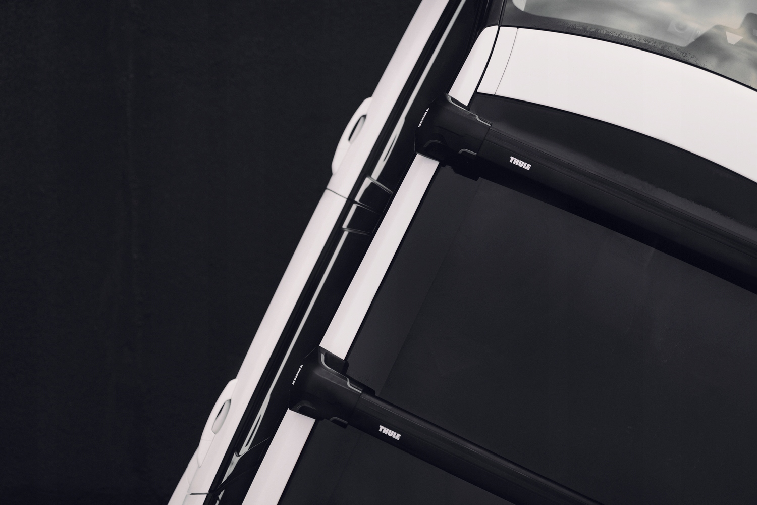 Bagażnik THULE WingBar EDGE 7205 Renault Megane IV 2016-> 5d hatchback Wysokość belki 29 mm