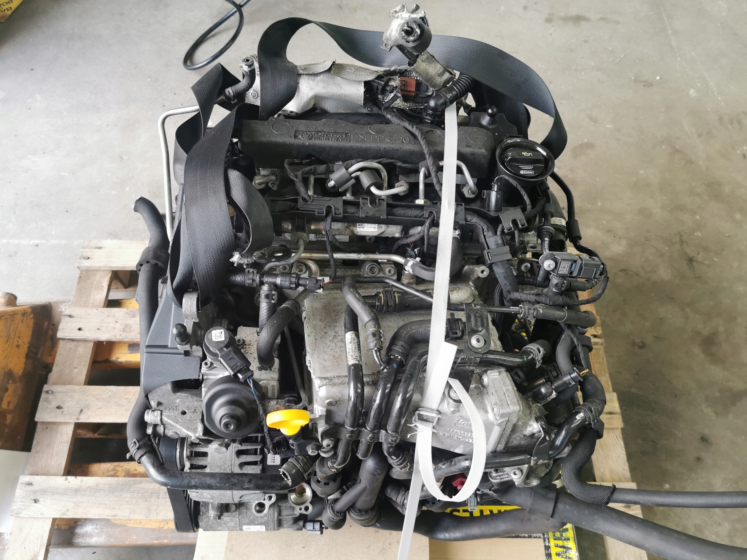 engine complete 1.6 TDI CLH 105KM SKODA OCTAVIA III VW SEAT AUDI