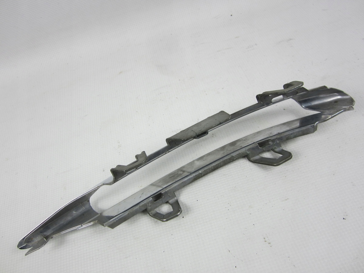 grid cover swiatla DRL right Mercedes W221