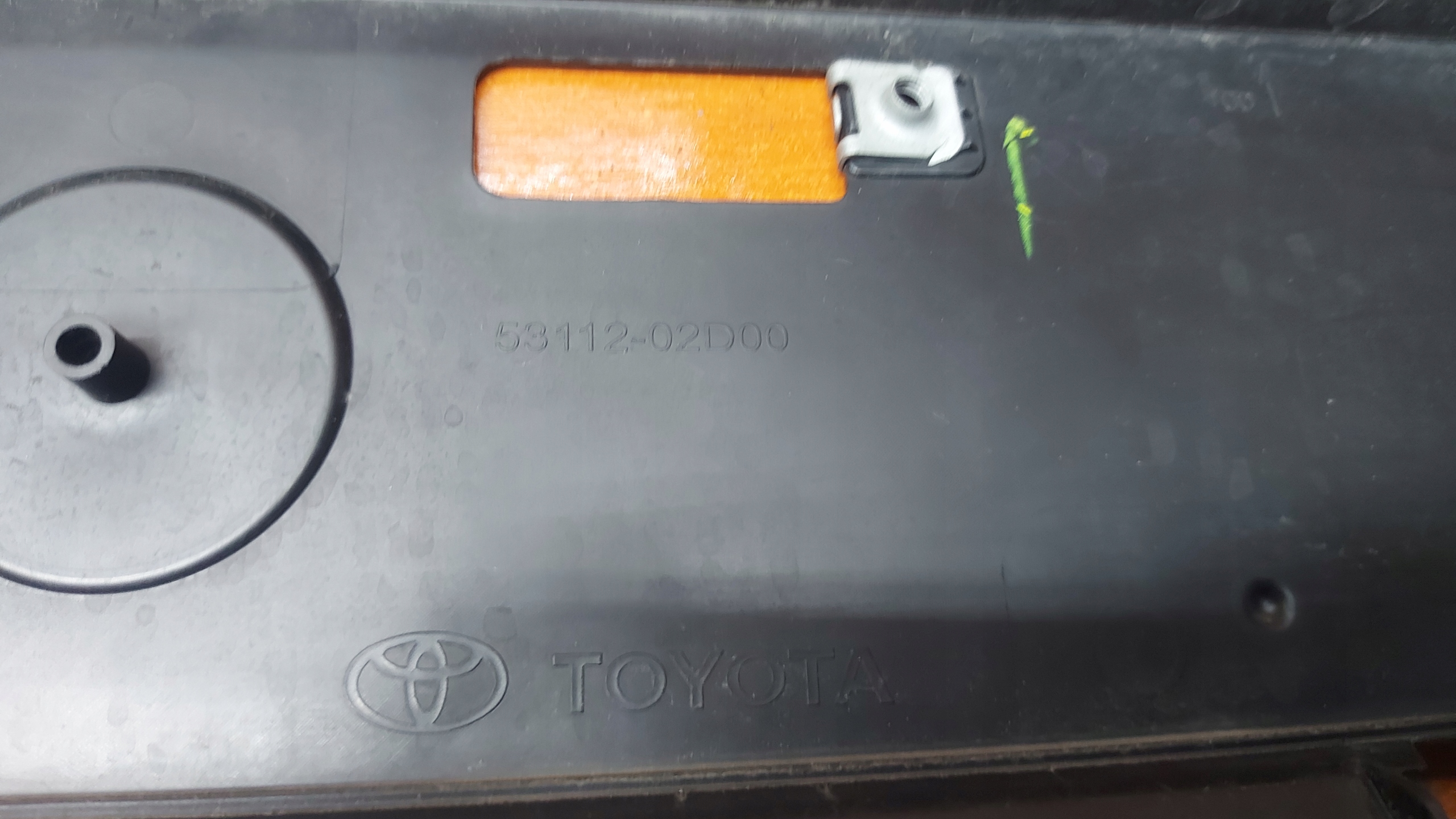 grid of a bumper central front front PDC TOYOTA COROLLA E21 sedan 19