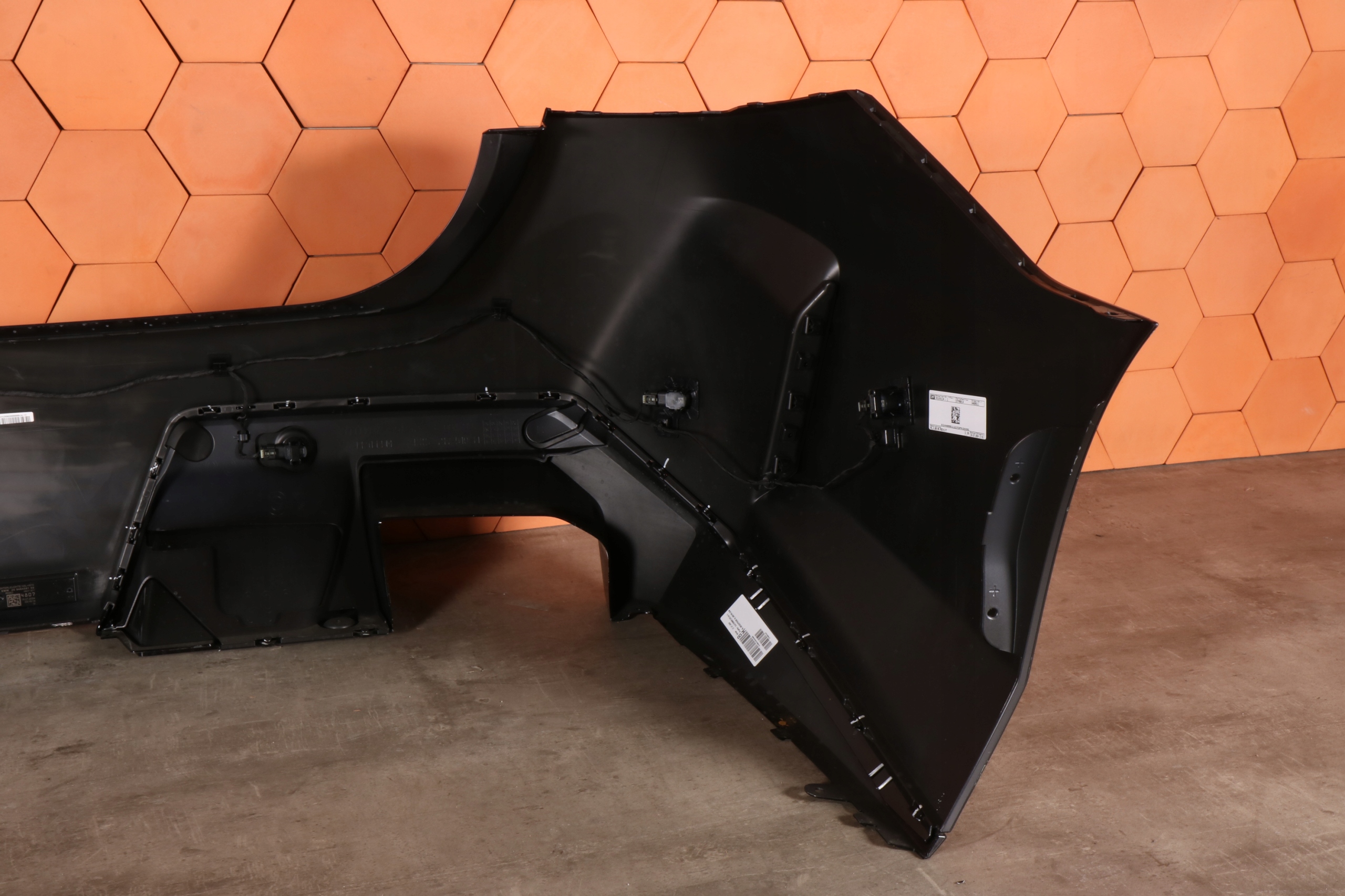 BMW M5 G90 complete bumper rear part rear colour C64 FROZEN DEEP GREY