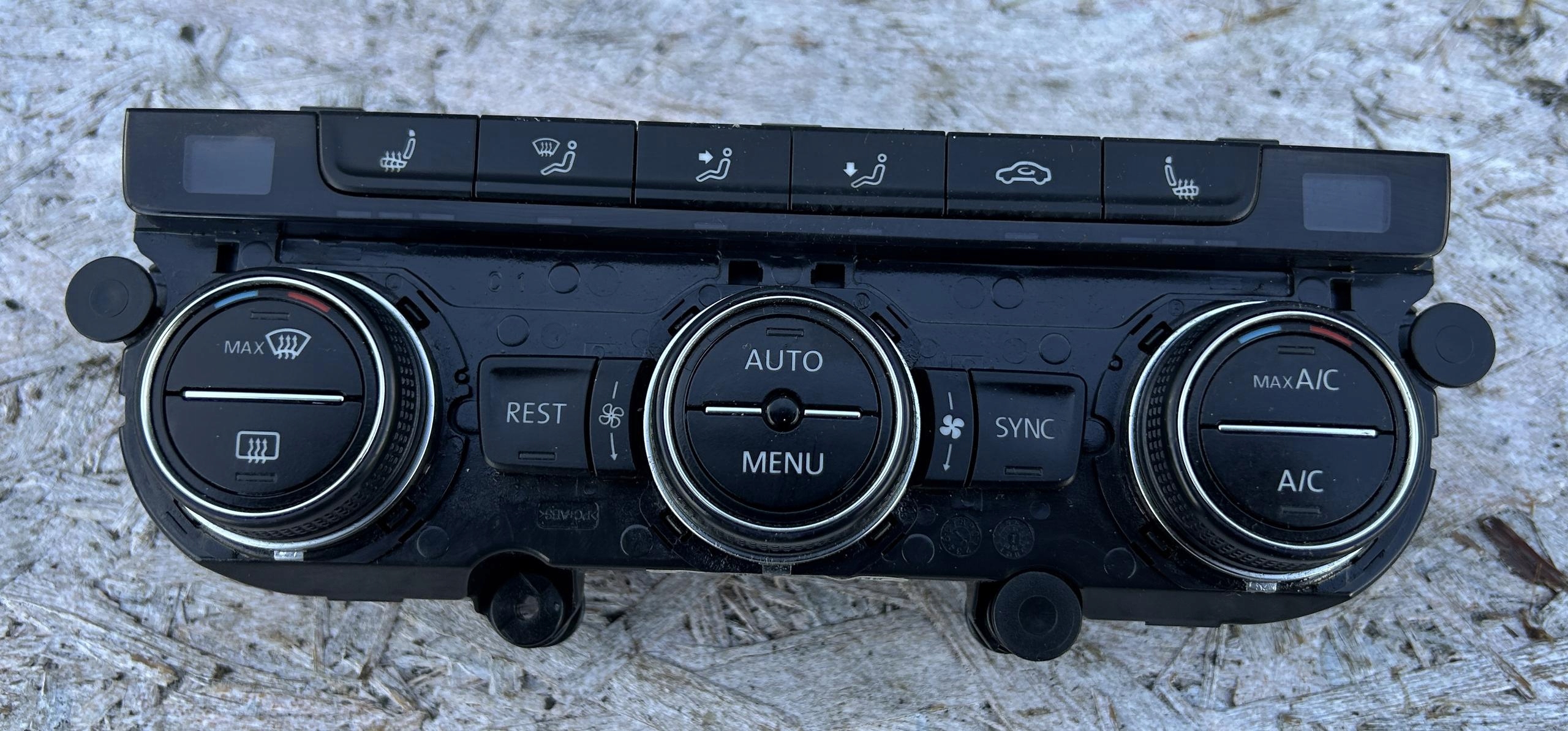 Unite commande clima Bouches buses VW PASSAT B8 14- 5G0907044AH