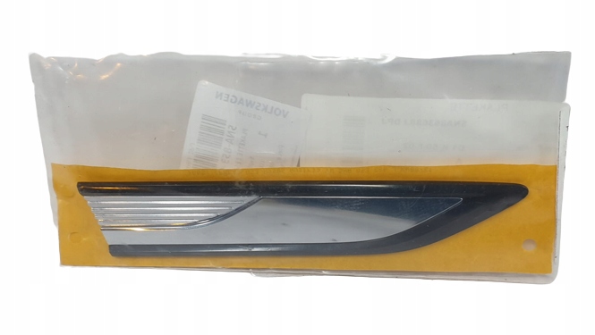 5NA853688J - Tiguan II R-Line молдинг декор эмблема передняя правая