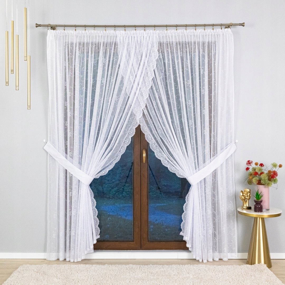 Hotová Záclona, Nádherná Záclona Do Obývacího Pokoje 300 X 220 cm