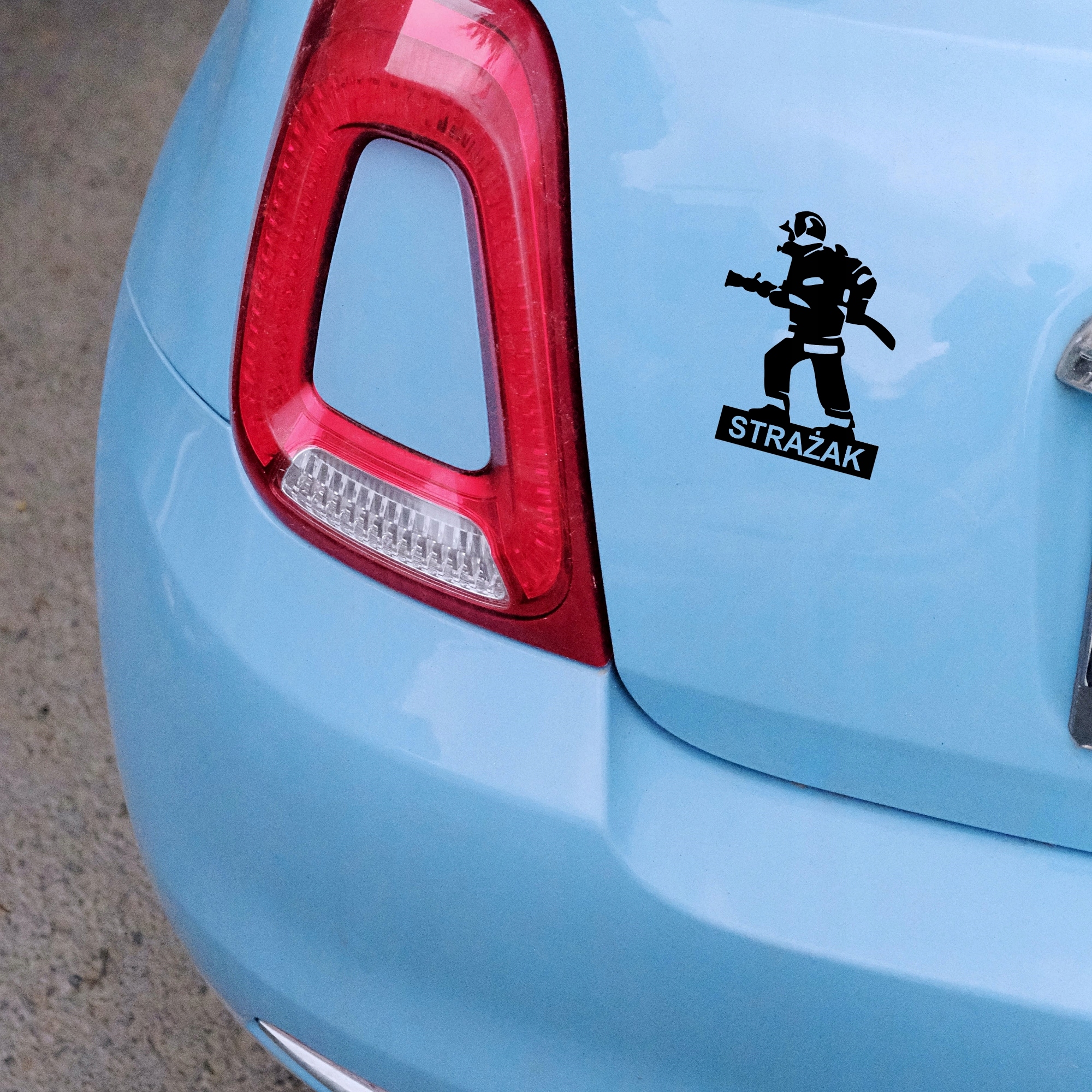 Naklejka na samochód STRAŻAK STRAŻ POŻARNA - rozmiar 14x10 cm Solidna Producent Pan Naklejka