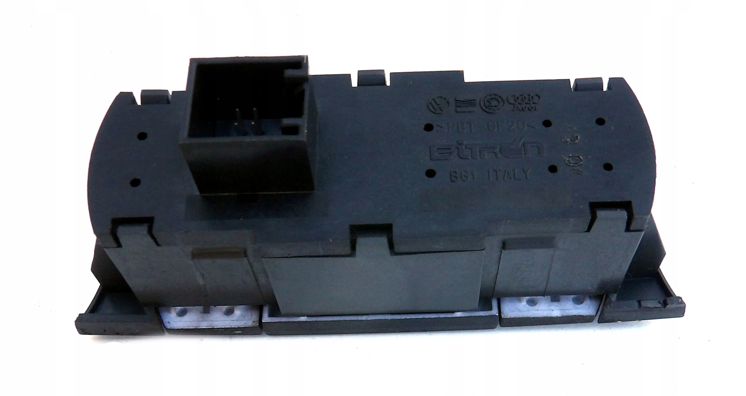 TOUAREG 7L WŁĄCZNIK ESP 7L6927225E Numer katalogowy części 7L6927225E