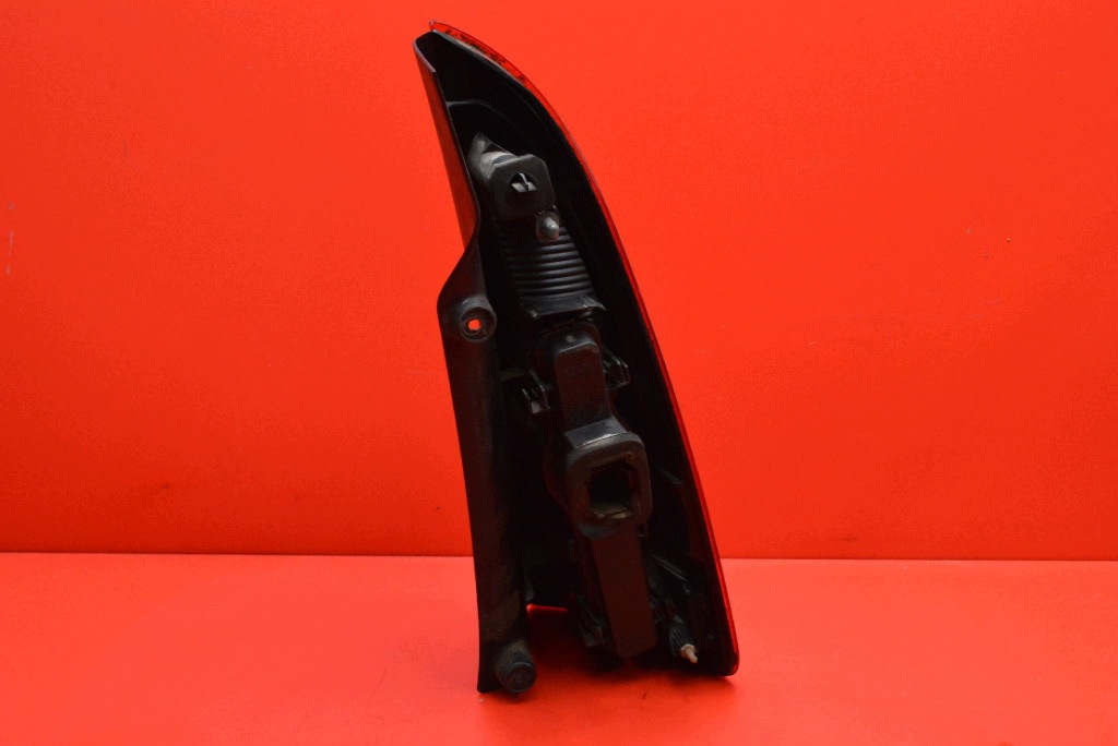 light left rear part rear 8200027153 RENAULT ESPACE 4 IV 02-06