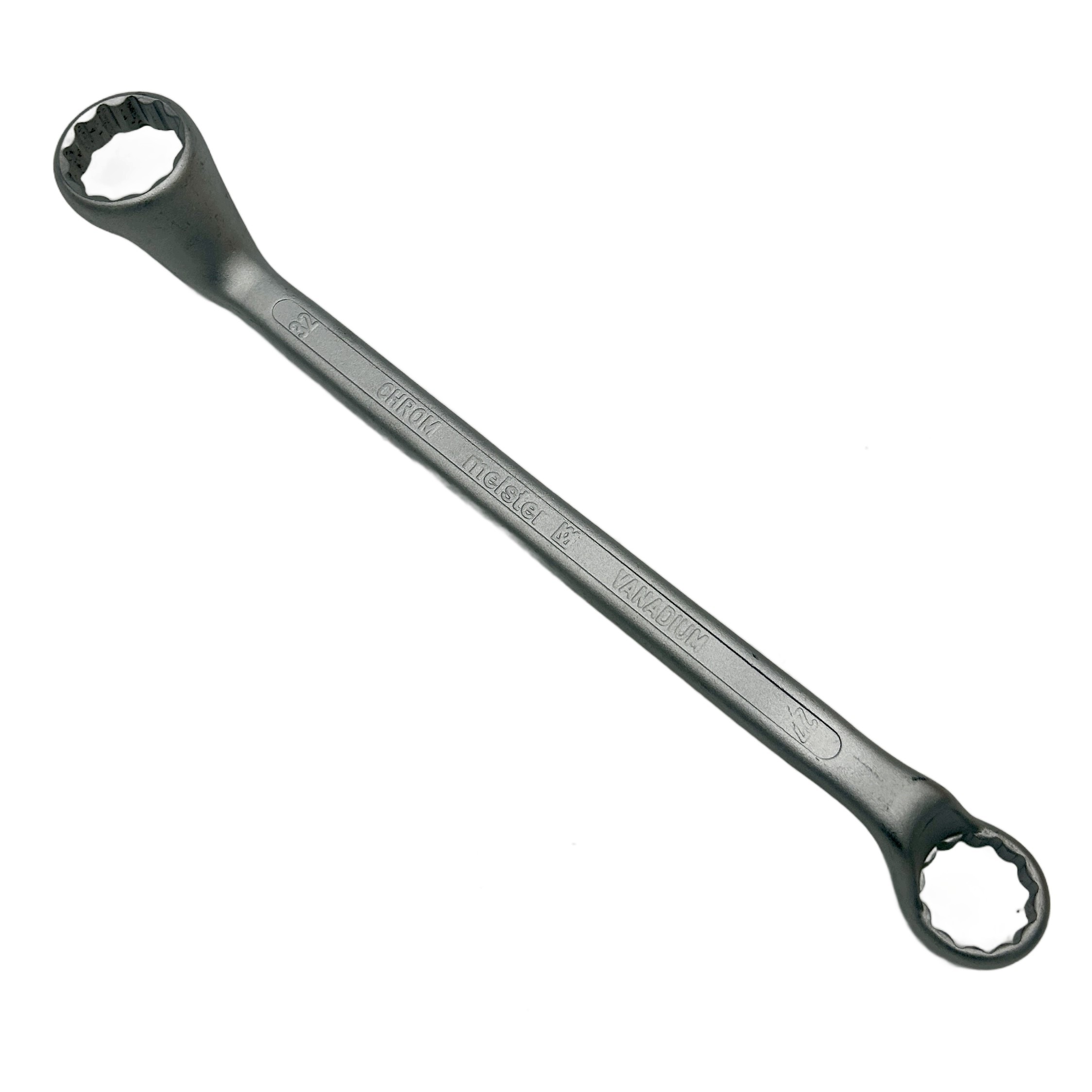 Klucz oczkowy odgięty 27x32mm Crv