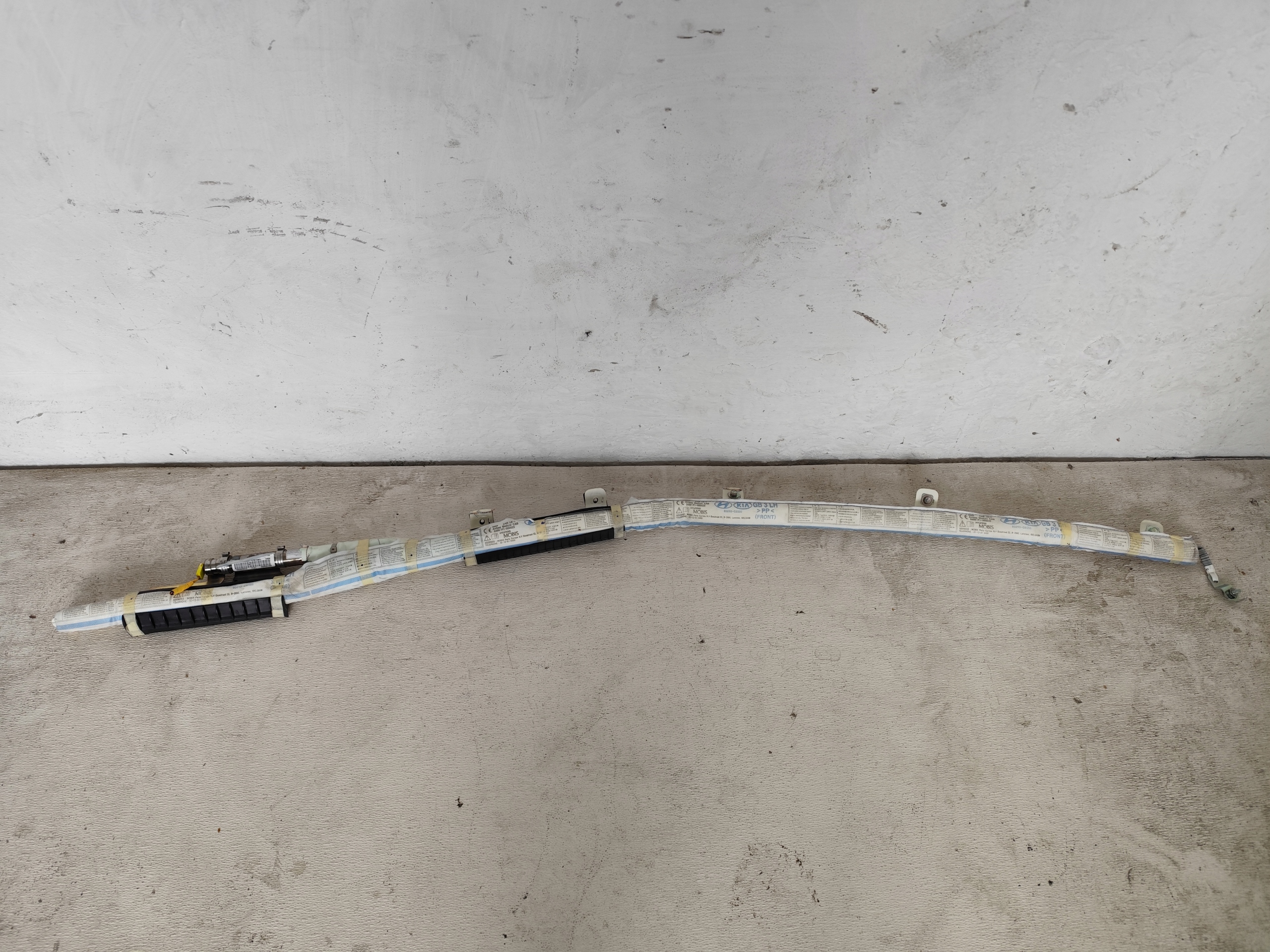 HYUNDAI I20 II 2016 COUPE 3D Dachvorhang Airbag links