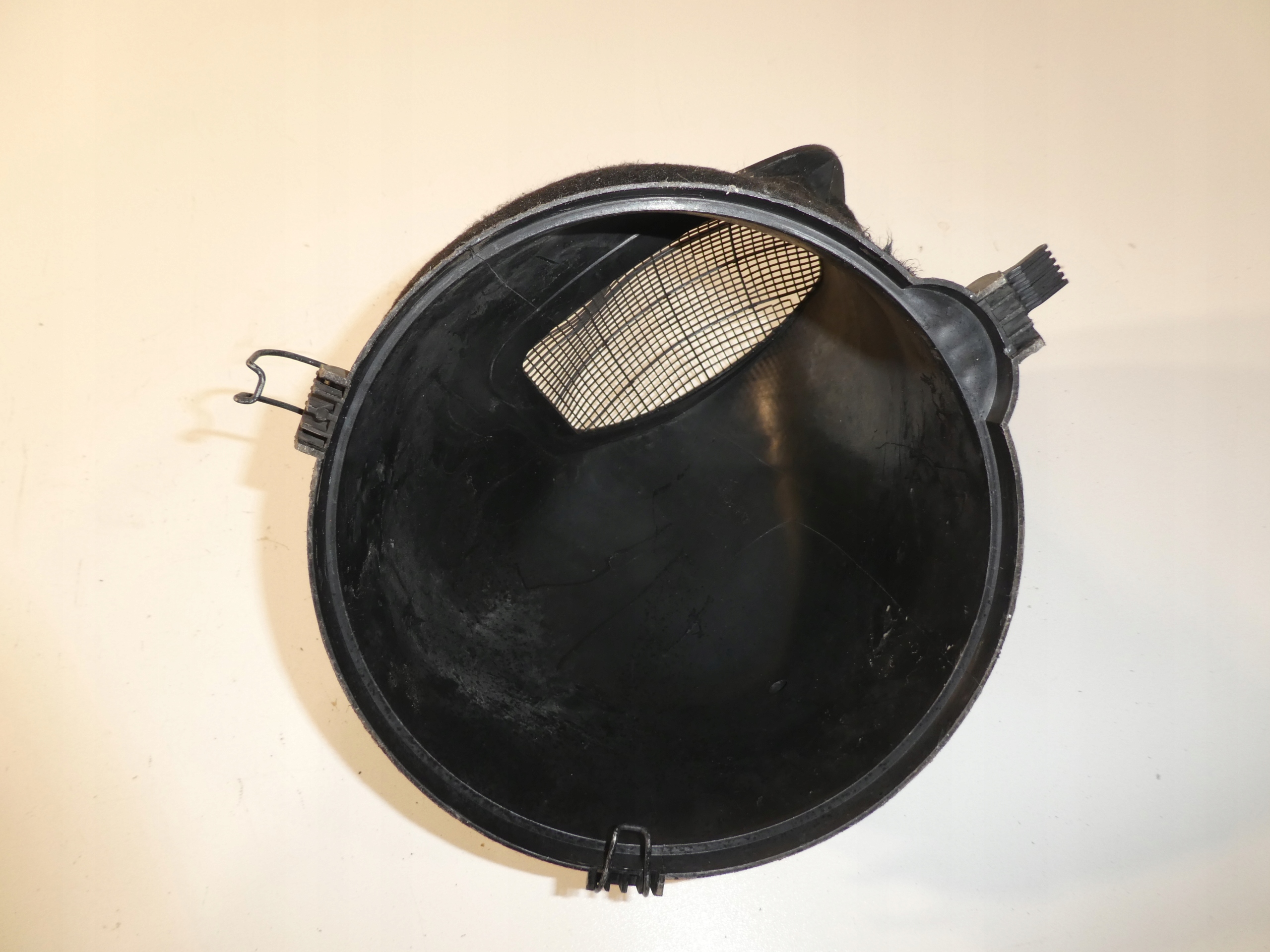 VW TRANSPORTER T4 OBUDOWA FILTRA KABINOWEGO 701819077B Producent części Volkswagen OE