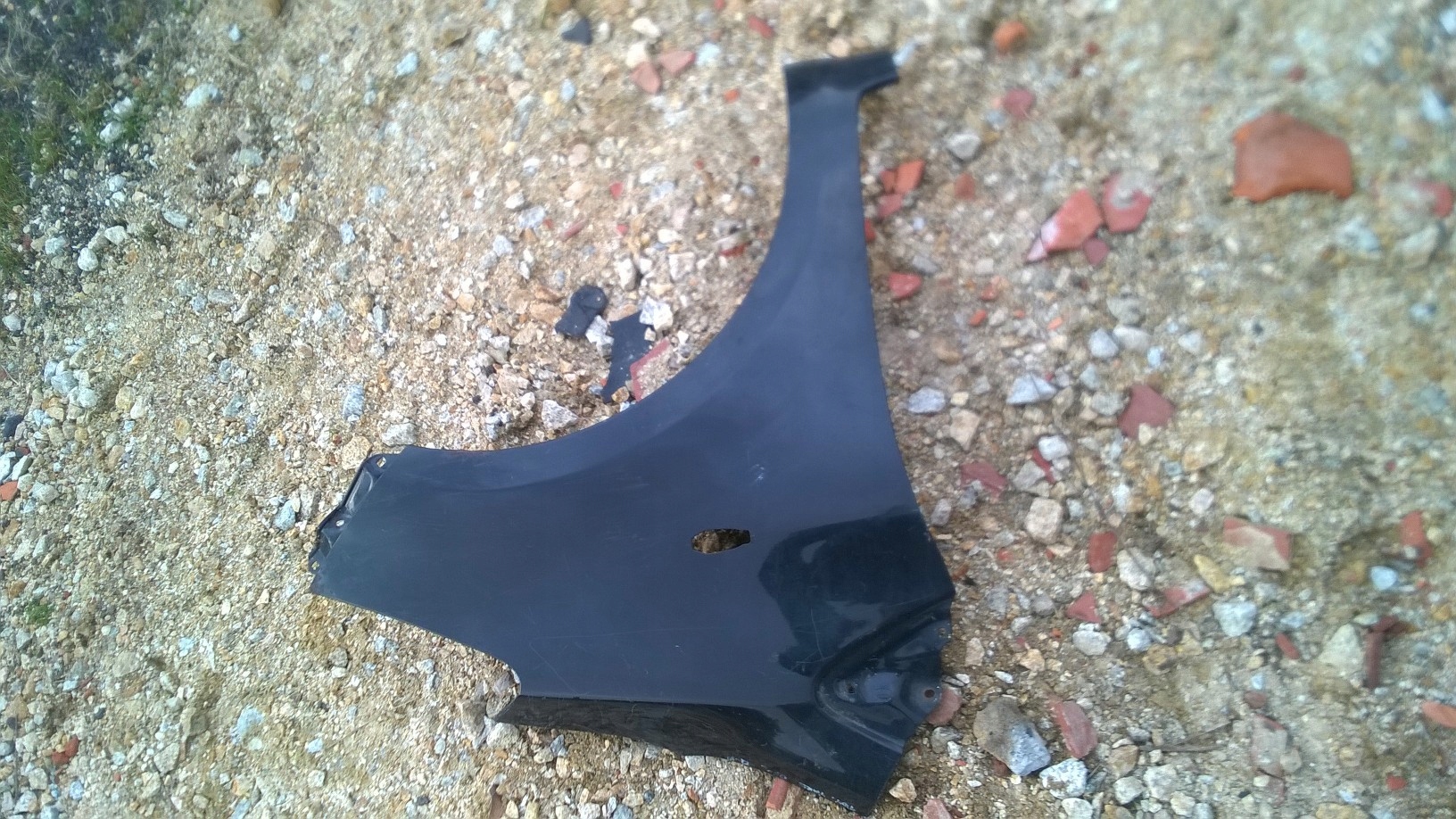 TOYOTA YARIS 2006 2008 2009 ПРАВОЕ КРЫЛО