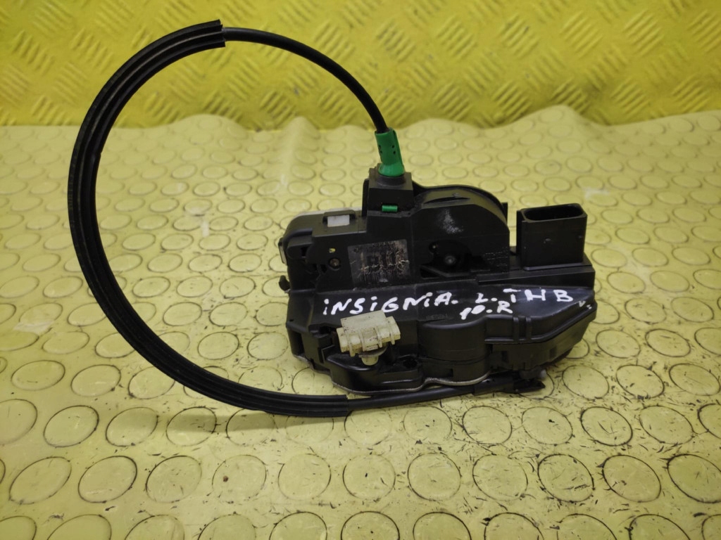 OPEL INSIGNIA lock door left rear part