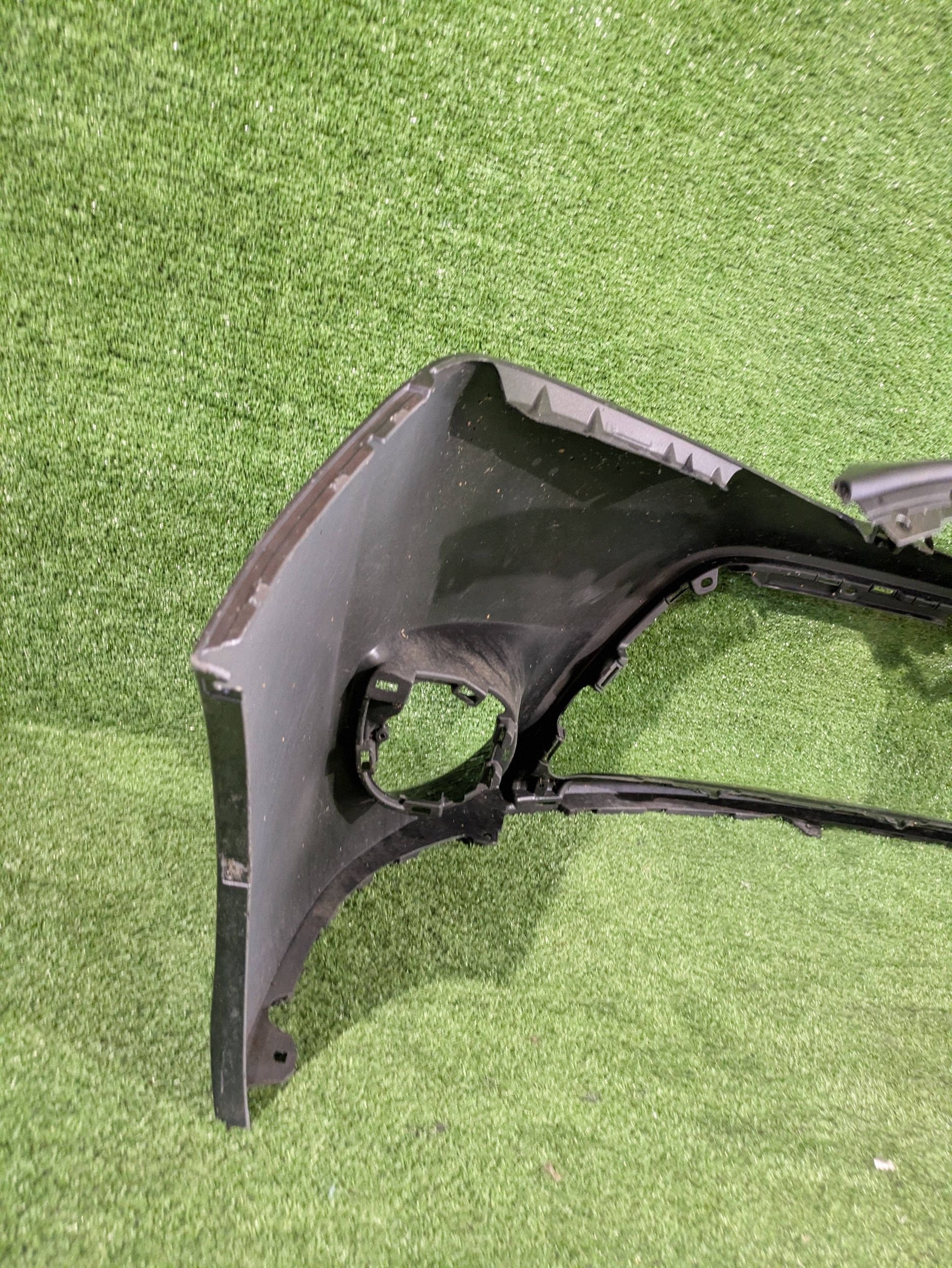 front bumper front TOYOTA VERSO LIFT 13-18 NR.Z9458