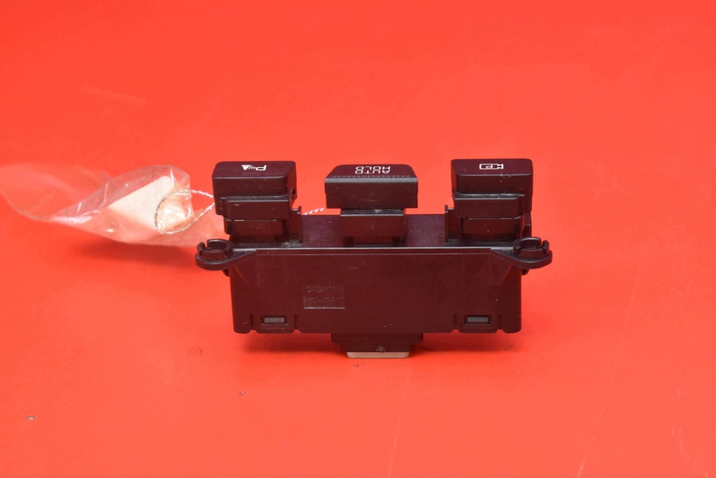 PANEL PRZYCISKOW KAMERY AUTO HOLD PDC 93310-CV000 KIA EV6 GT 21-24