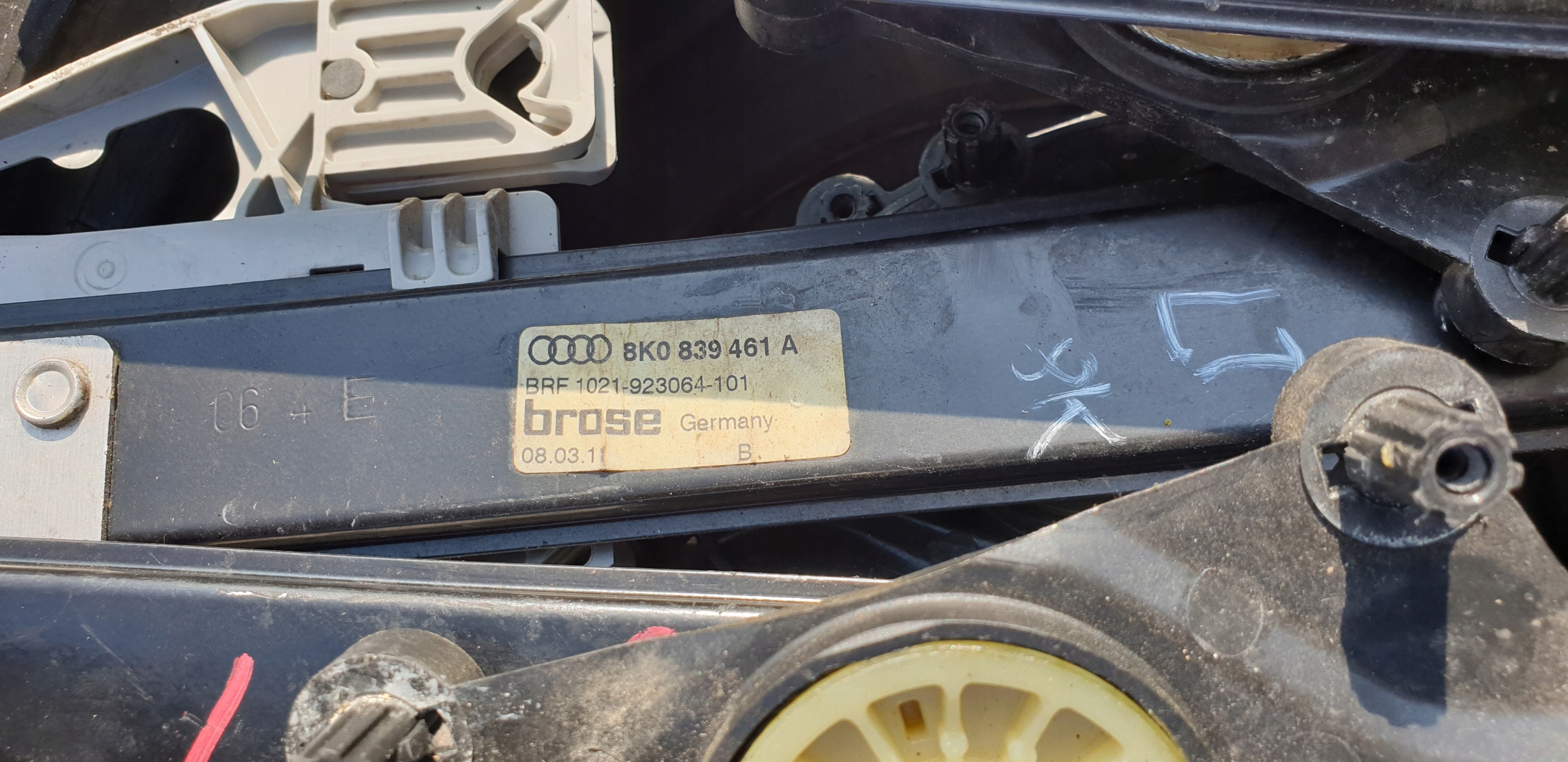 Lève vitres Mécanisme Rabaissement Vitres Gauche Arrière Audi A4 B8 8K OE