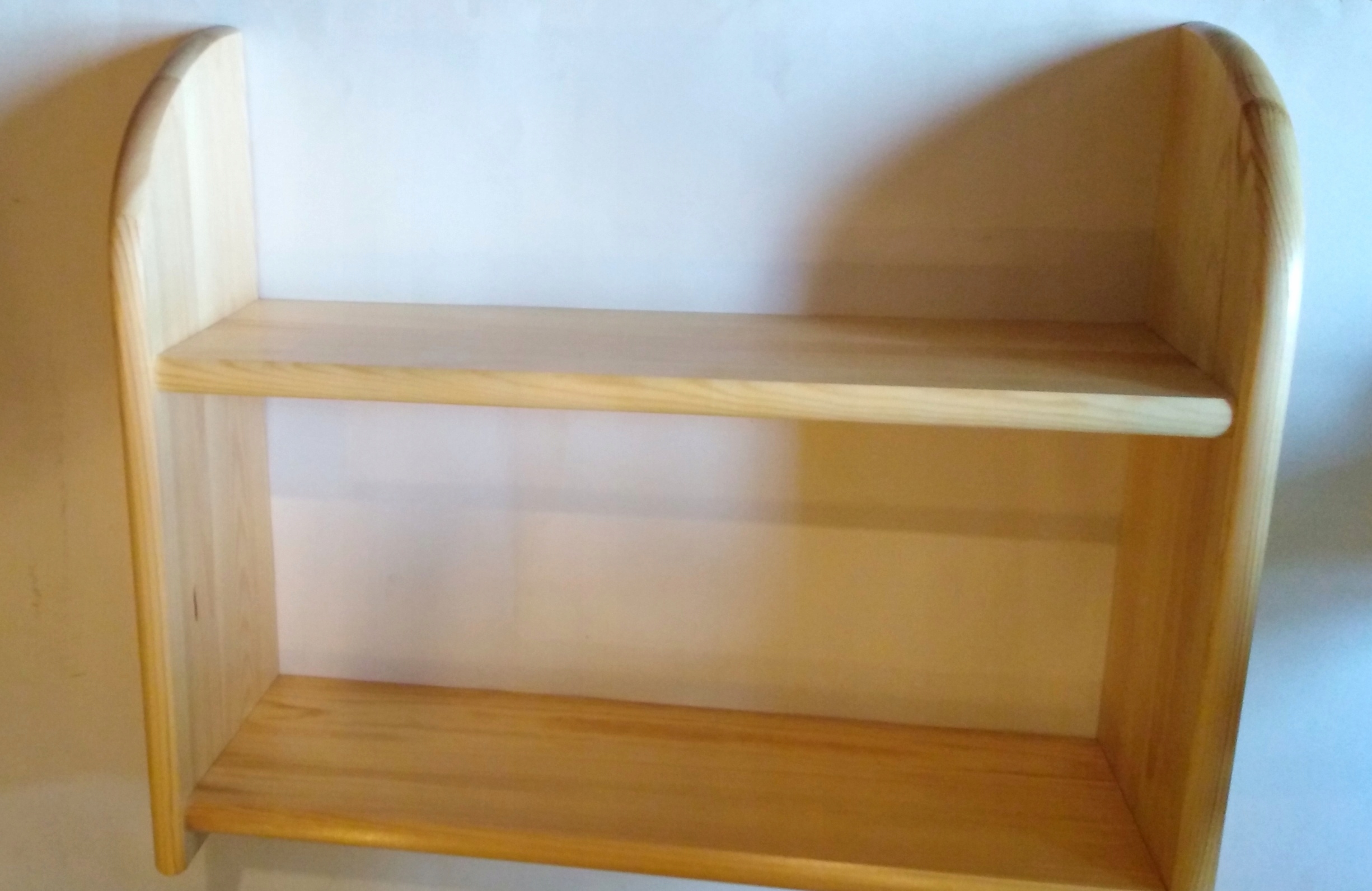 Półka podwójna z drewna sosnowego