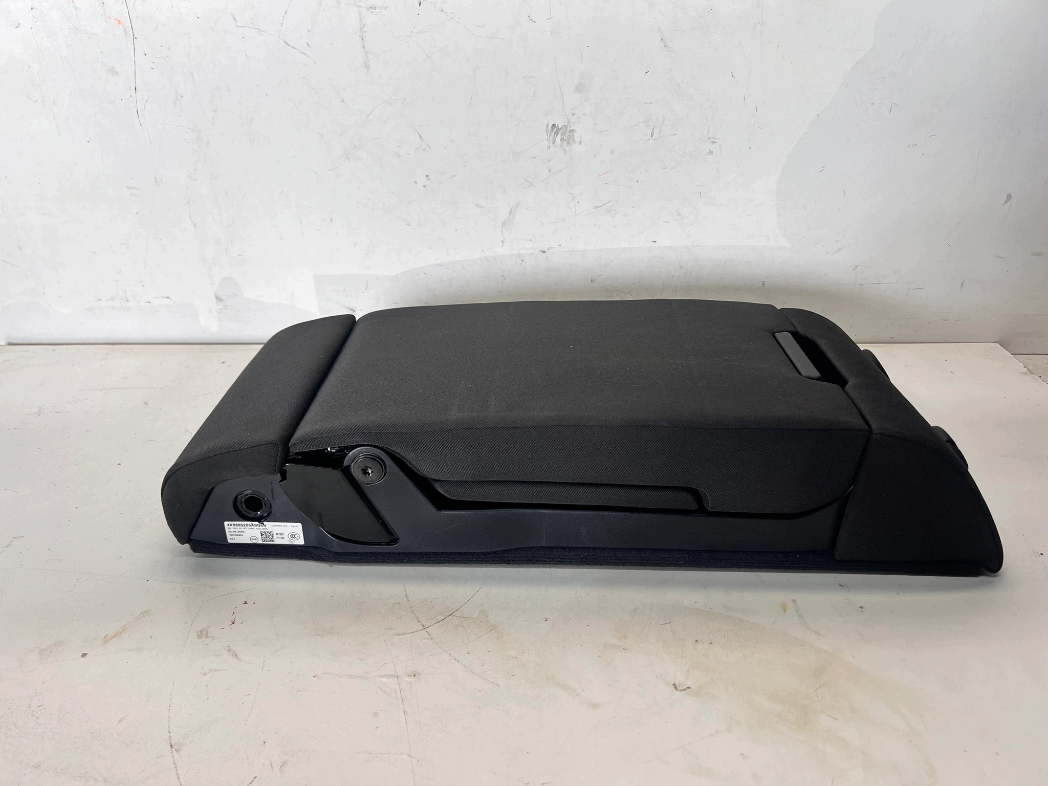 armrest passenger compartment KANAPY rear part AUDI A6 C8 MATERIAL 4K9885205AB