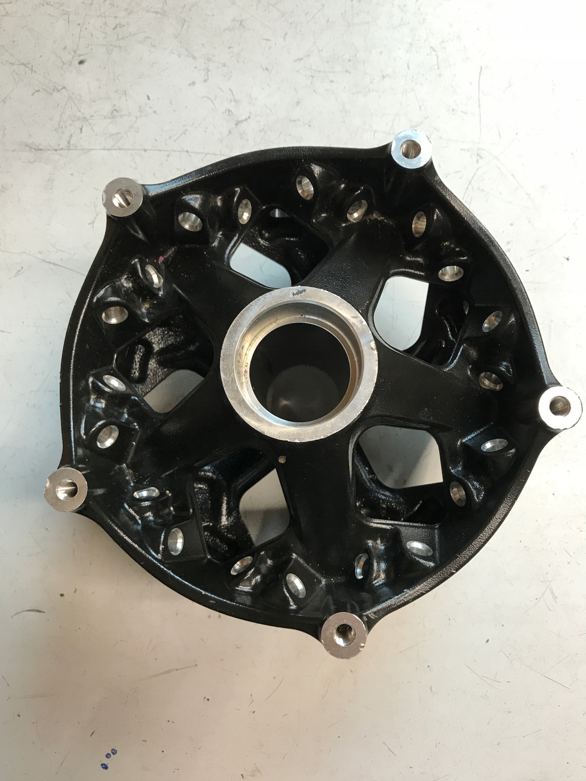 8526658 - BMW R1200GS K50 K51 LC обод ступицы колеса передний