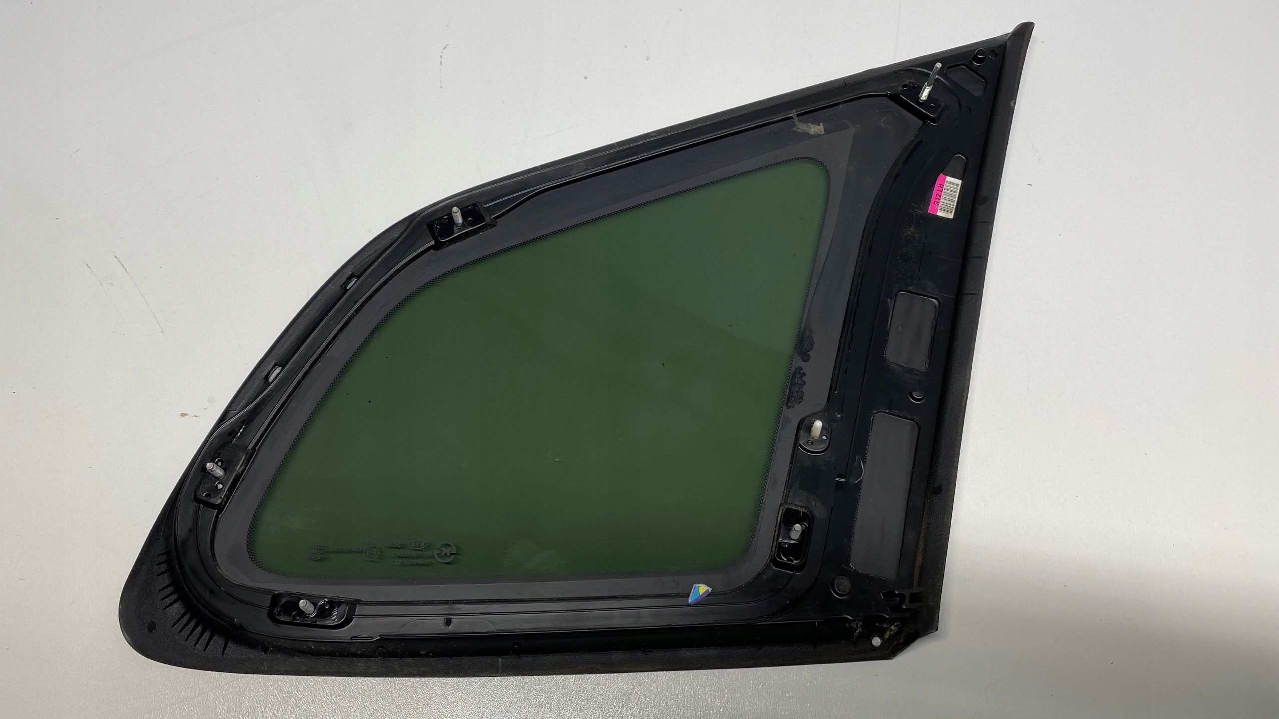 KIA CARENS IV SZYBA LEWA TYŁ TYLNA CHROM CIEMNA AS3 13-18 Typ samochodu Samochody osobowe