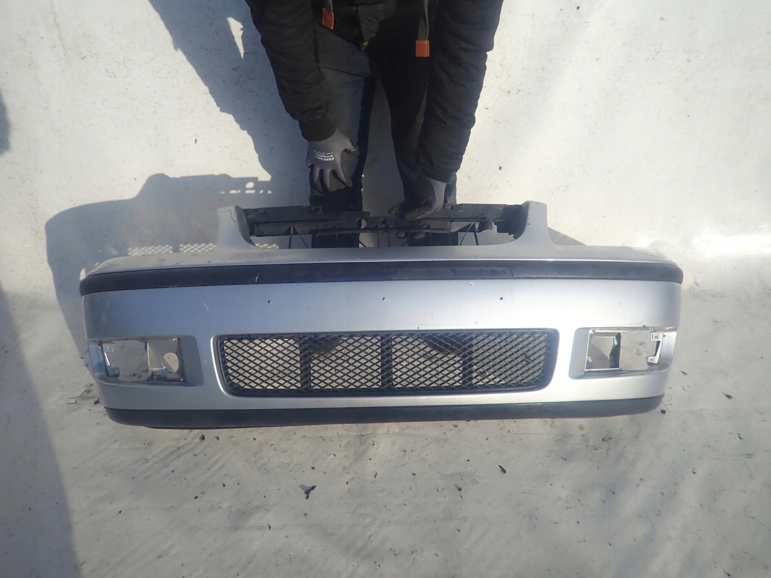 VW POLO LIFT 99-01 nárazník předek přední
