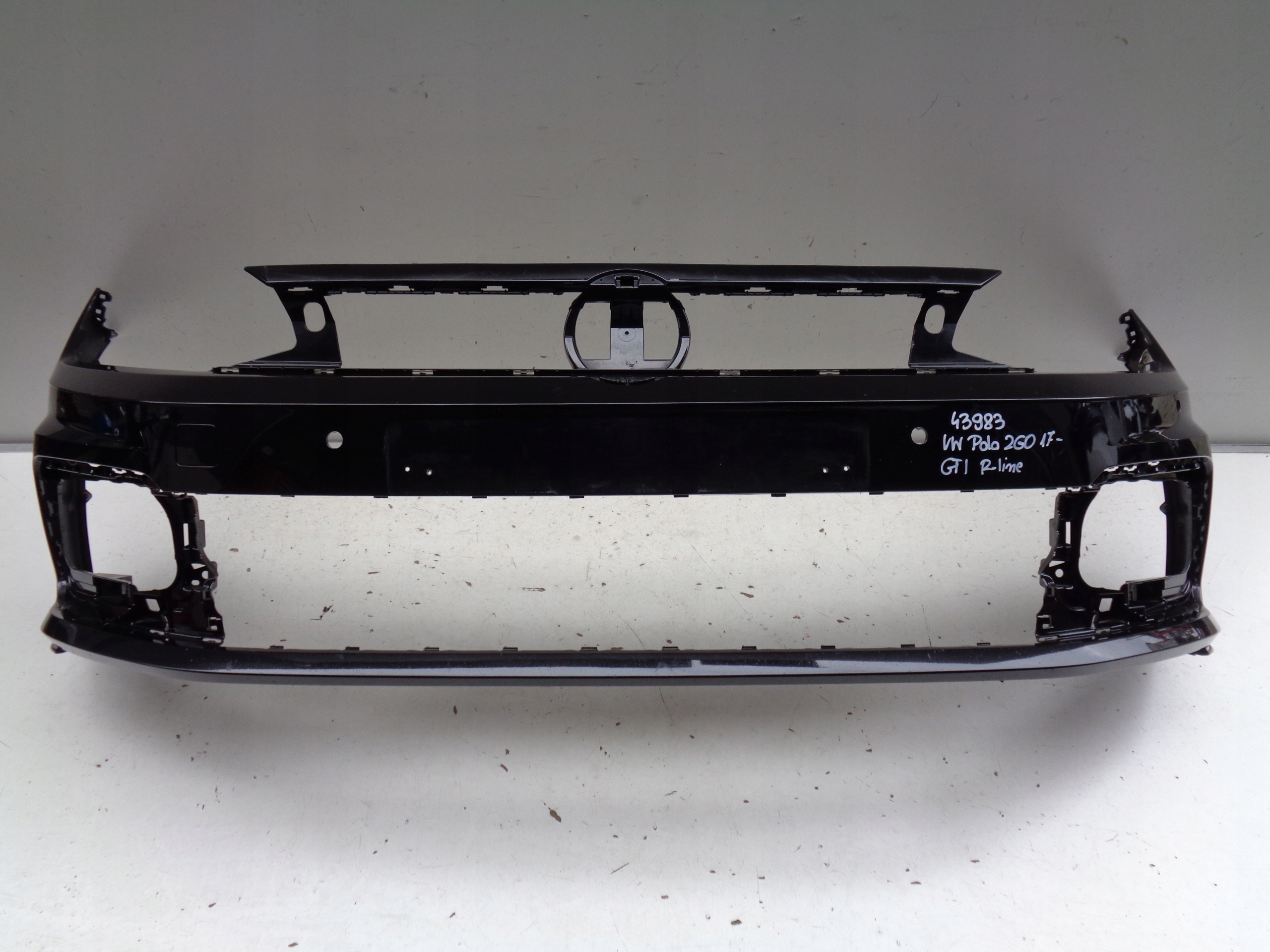 front bumper VW POLO 2G 2G0 17- R-LINE GTI NR 43983