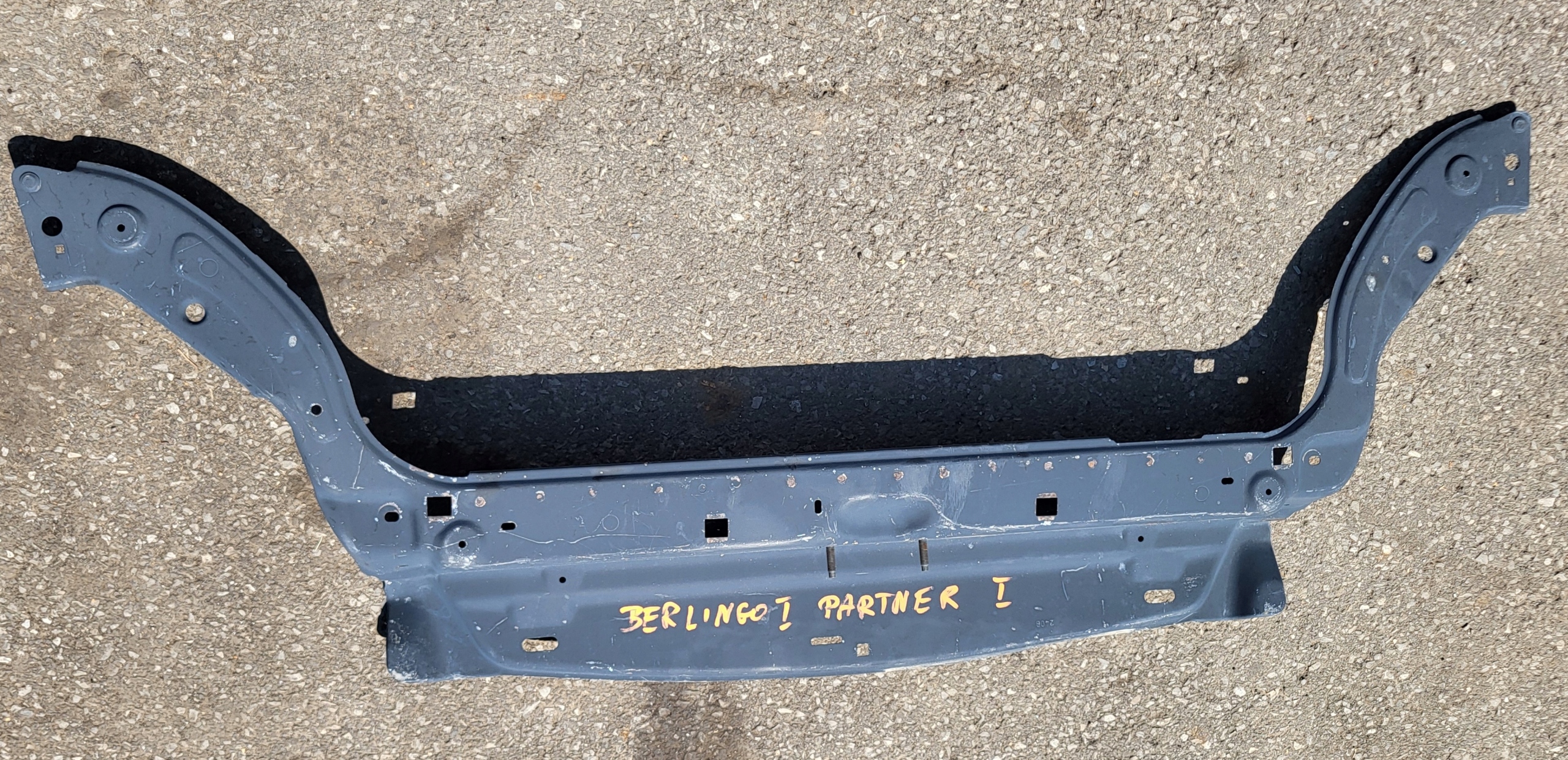 support panel for radiators upper sider front pillar PEUGEOT PARTNER and 1 BERLINGO