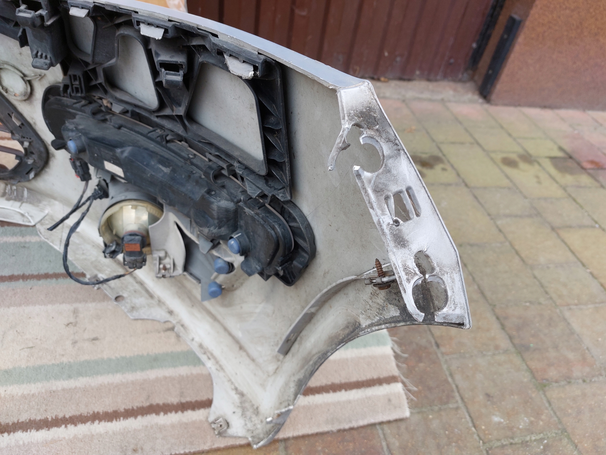 bumper front FORD MONDEO MK4 LIFT SREBRNY PDC