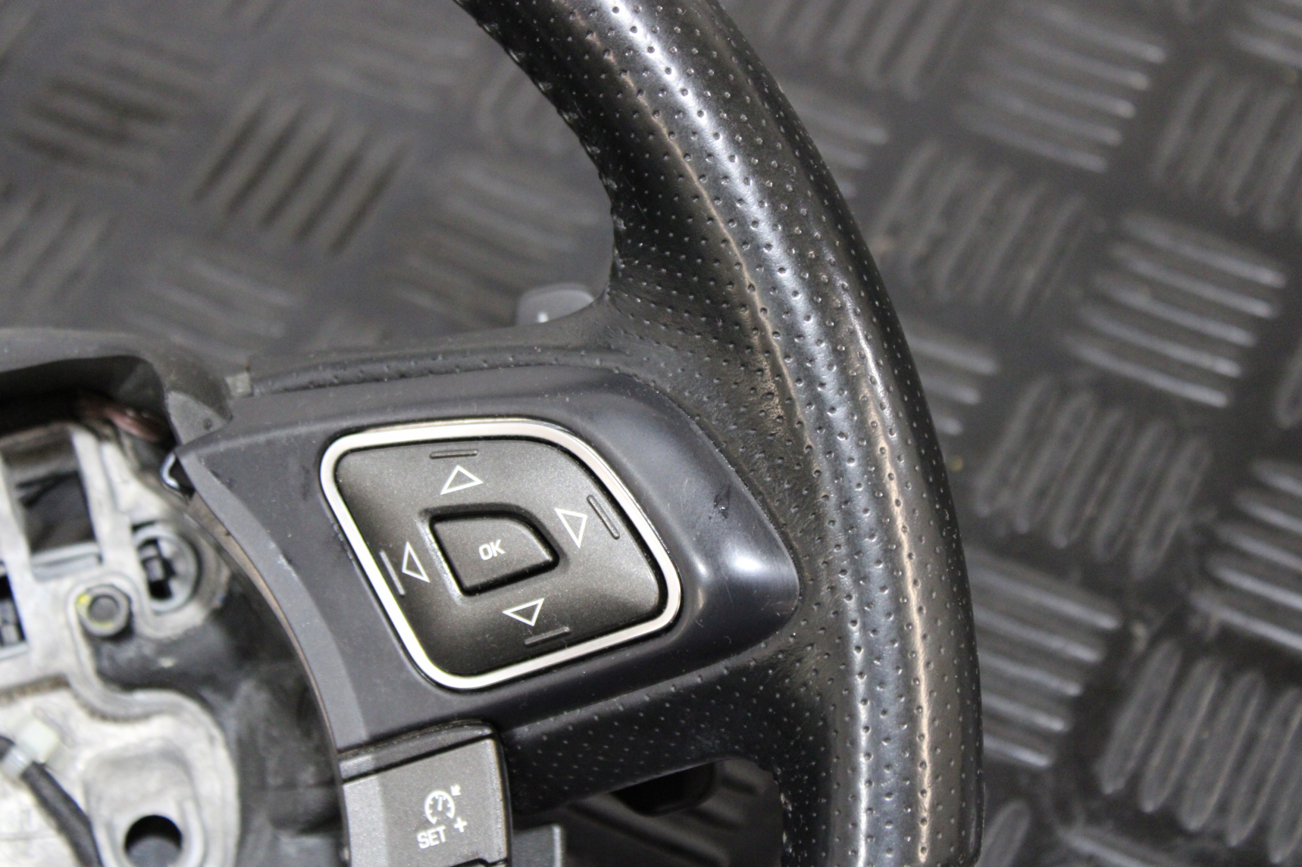 steering wheel, MULTIFUNKCJA with shifting LAND ROVER EVOQUE L538 LIFT DYNAMIC