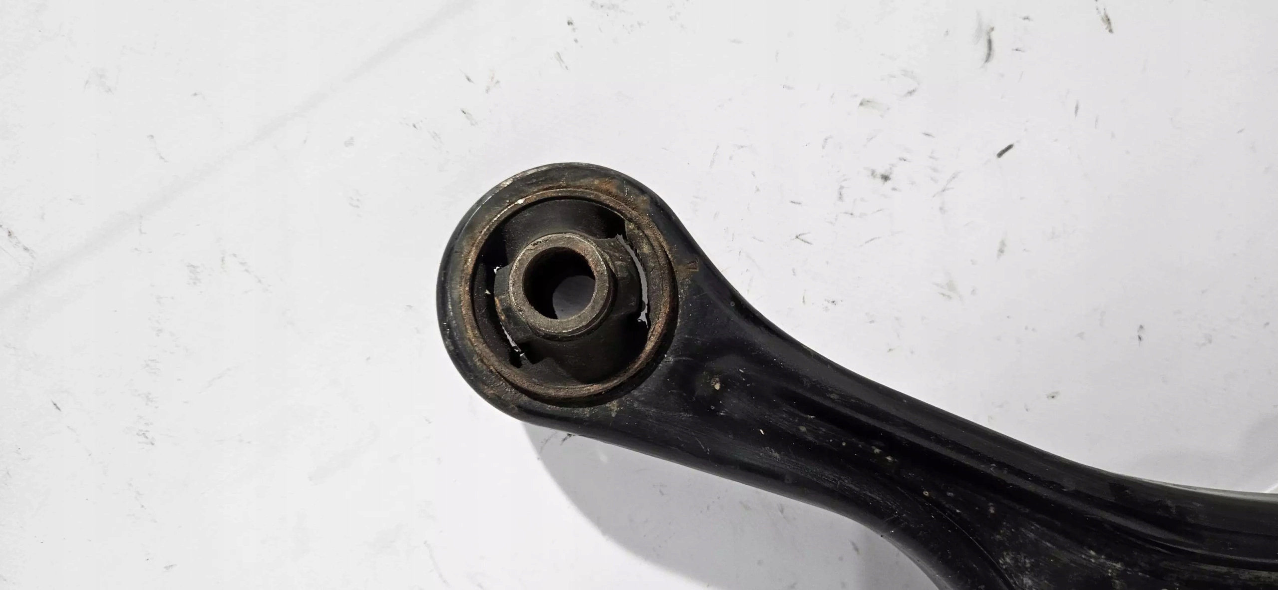 arm right front TOYOTA IQ 2008-15 original