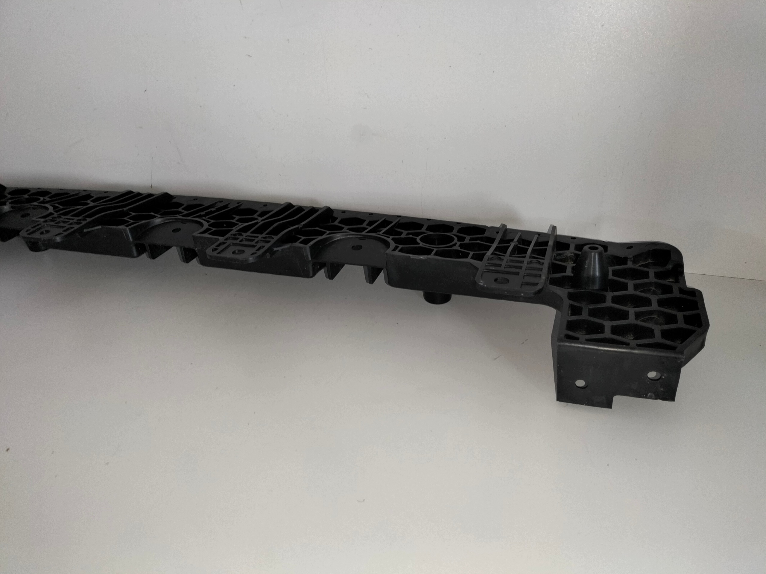 pillar sider cover below bumper front KIA VENGA LIFT 14