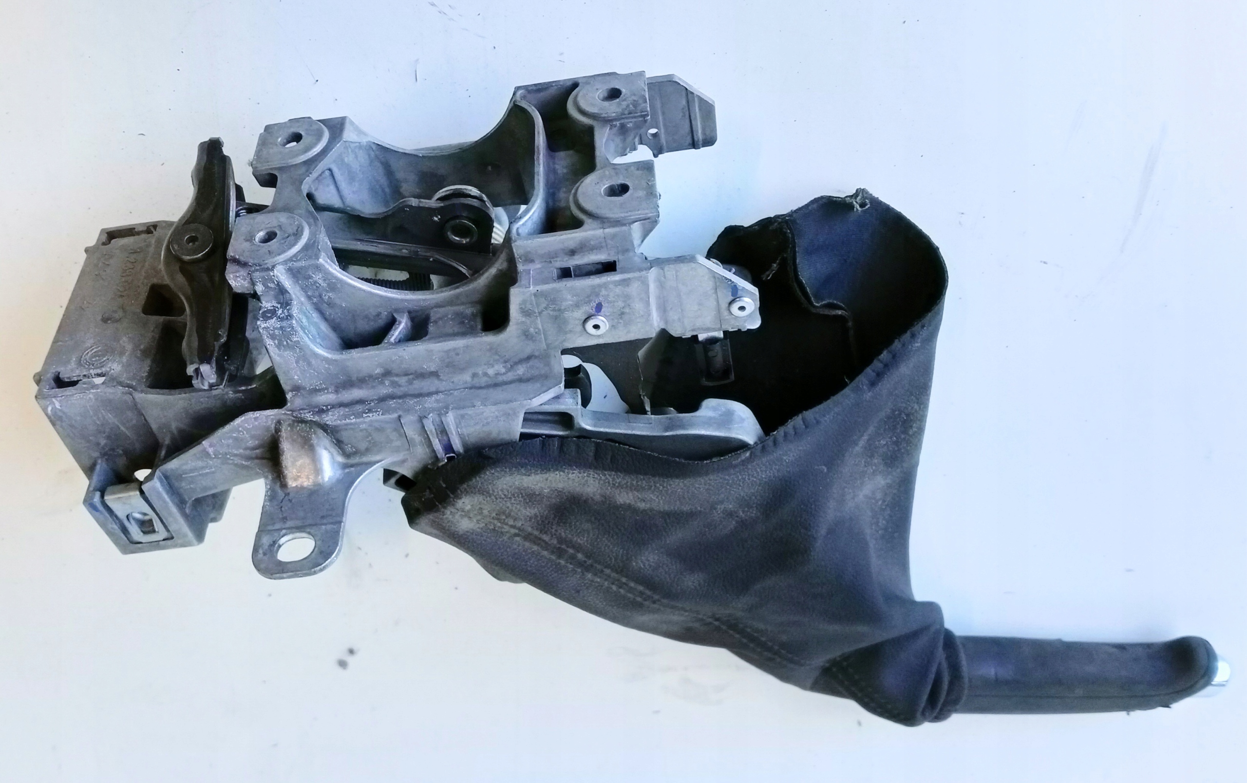 páčka elektrická brzda OPEL ZAFIRA C EUR