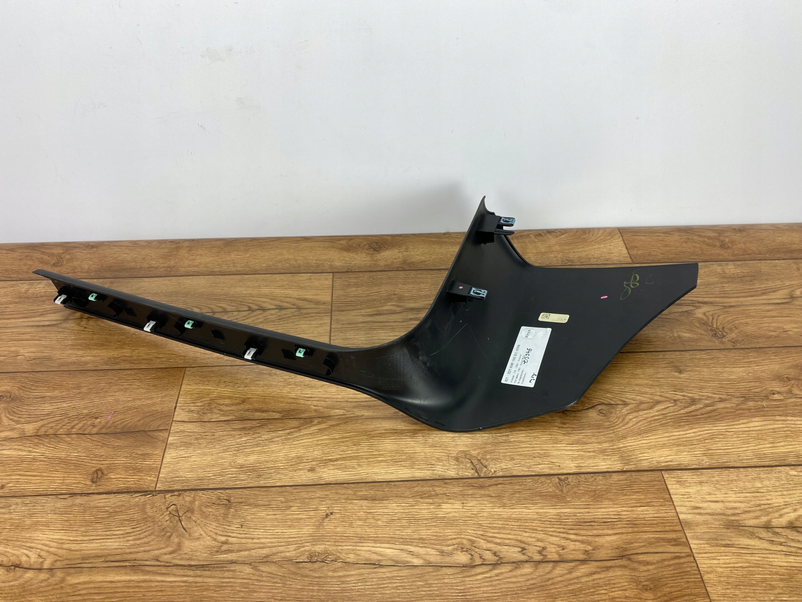 right panel moulding cover Dodge Ram 1500 2019+ USA
