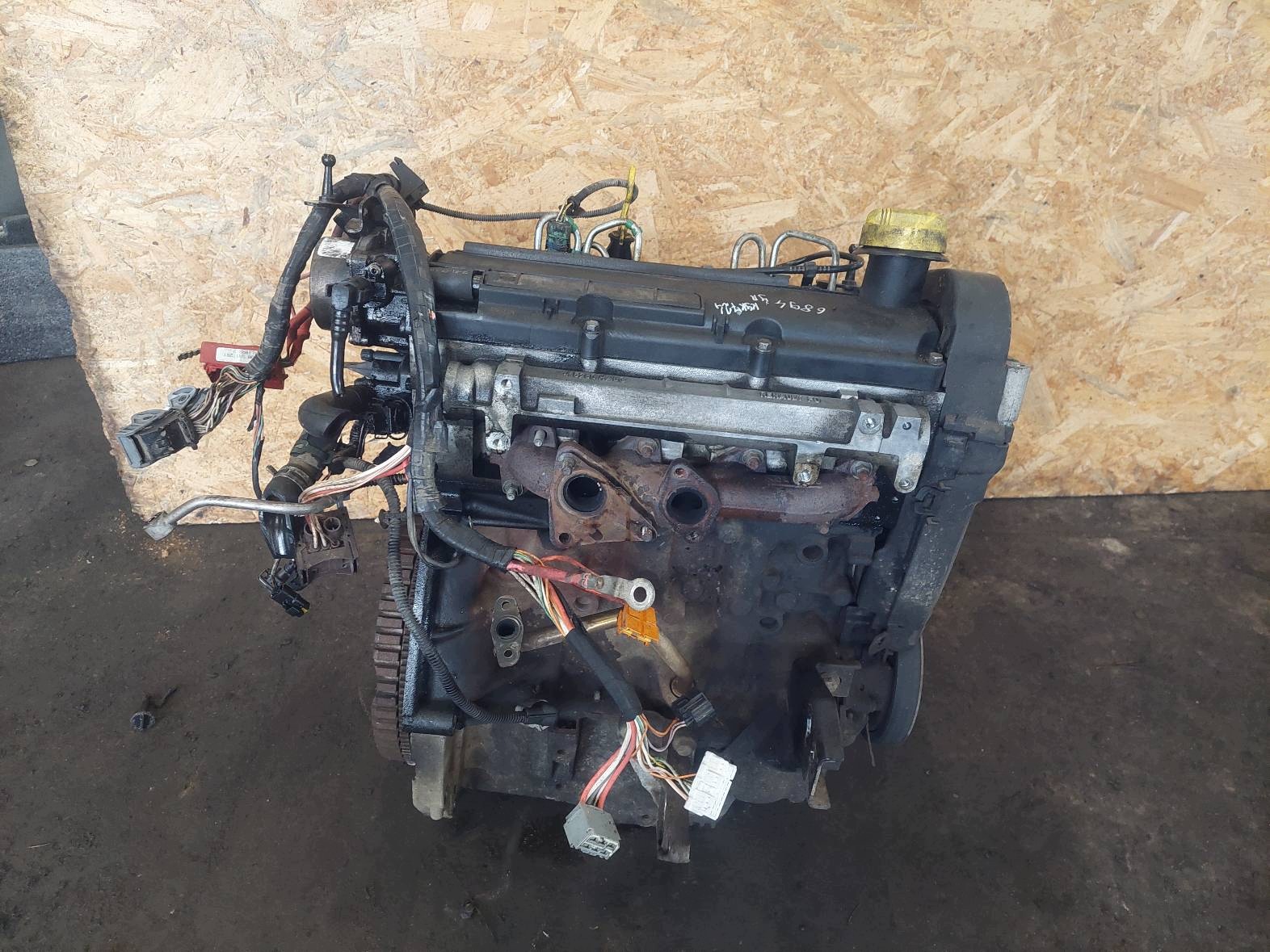 engine DIESEL + UKLAD injection RENAULT MEGANE II K9K724 1.5 DCI