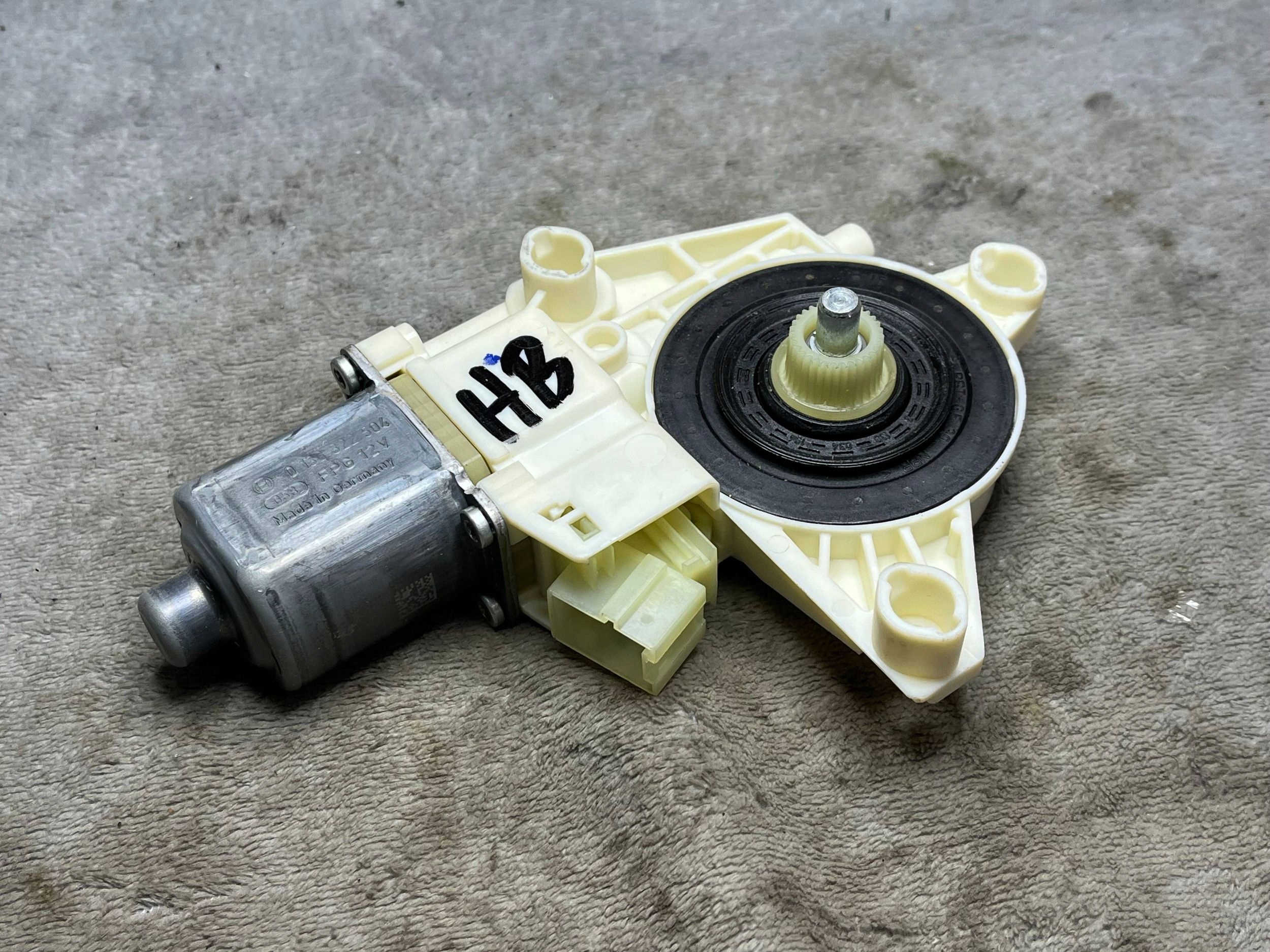 mini motor windows PT A2048200642 MERCEDES C-KLASA W204 !J