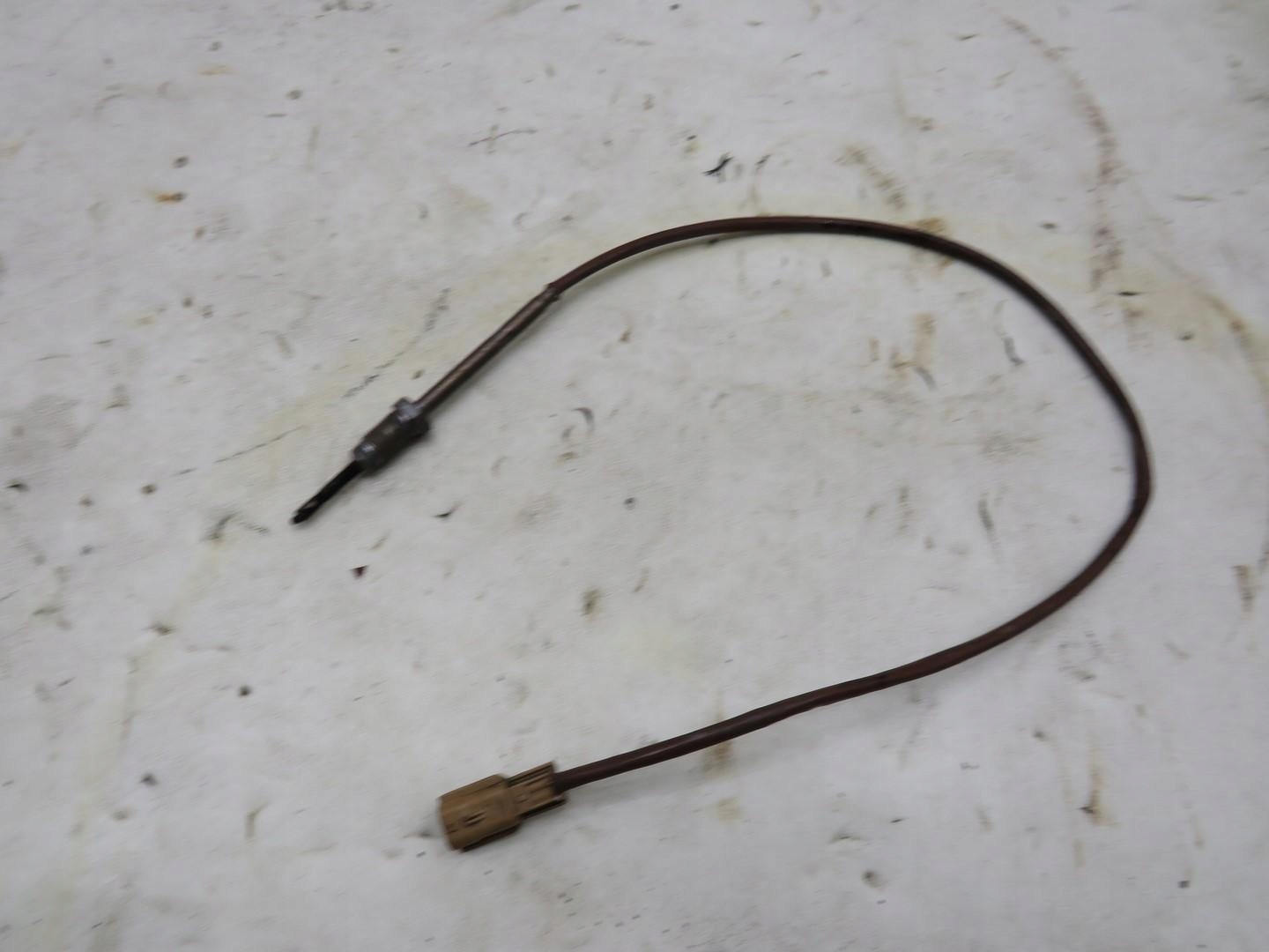 CZUJNIK TEMPERATURY SPALIN KADJAR 1.5 226408209R