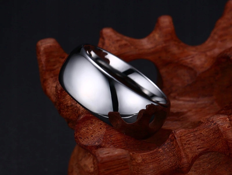 MASYWNA SREBRNA OBRĄCZKA SYGNET PIERŚCIEŃ PIERŚCIONEK WOLFRAM 8MM R22 Kolor dominujący srebrny