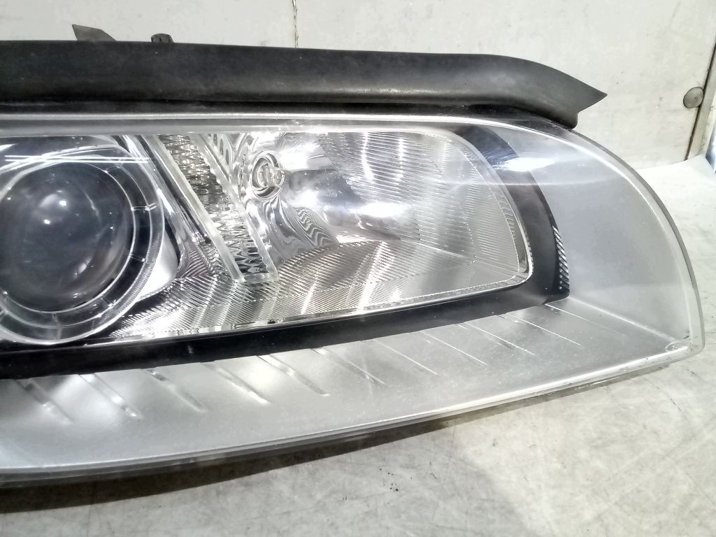 Volvo V70 III 3 lift light right front front Bi xenon