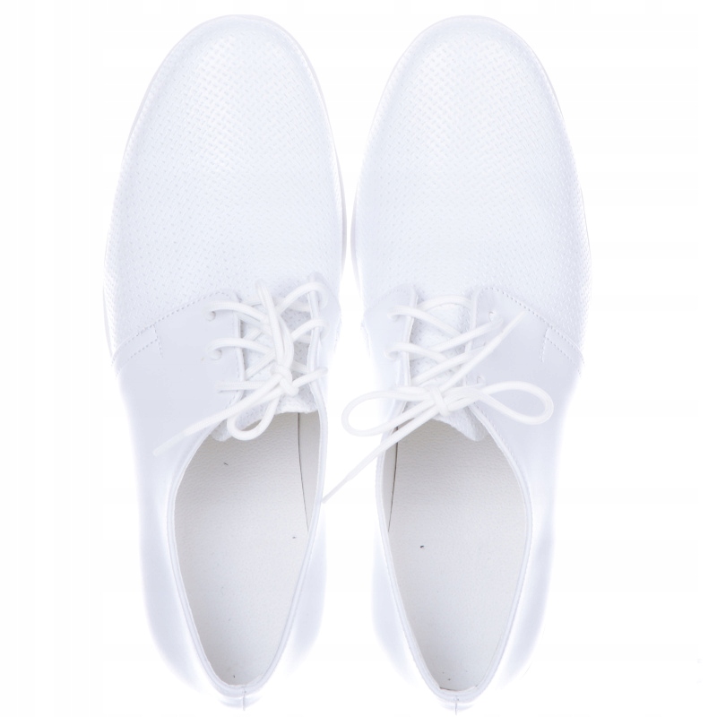 Półbuty Chłopięce komunijne Białe Wizytowe 39 Bohater brak