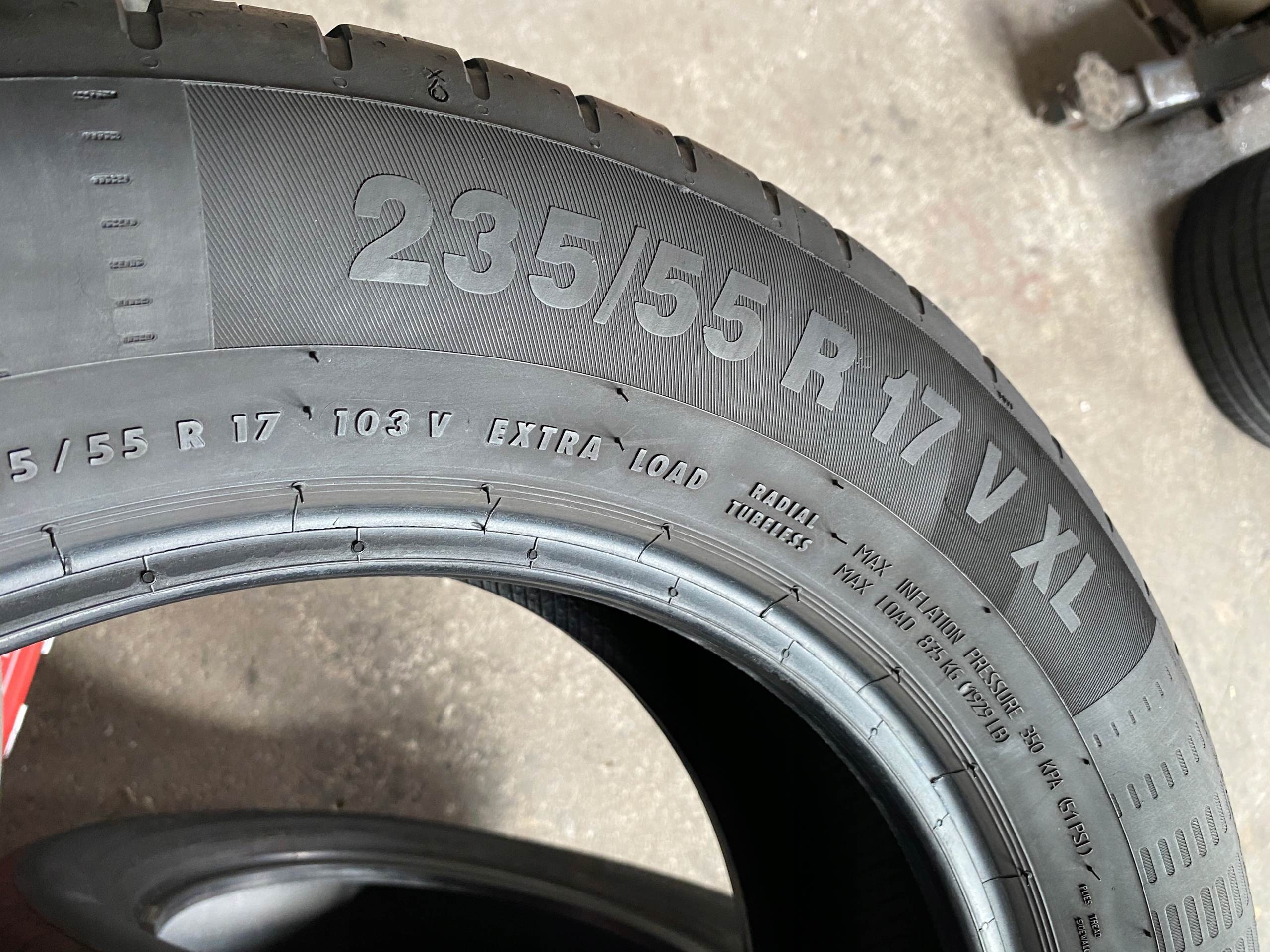 2 tyres summer 235/55R17 Continental ContiEcoContact 5 6mm