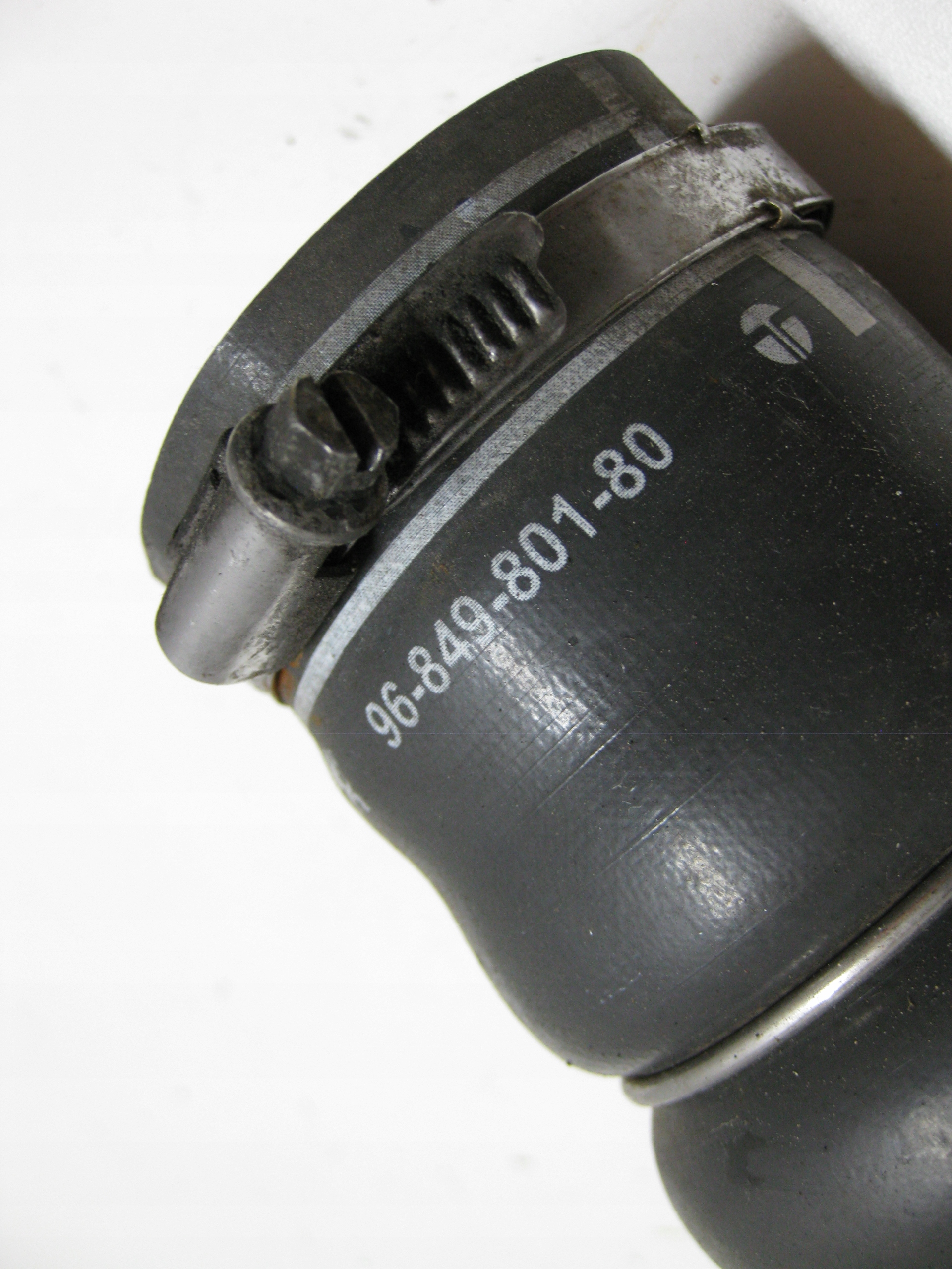 CITROEN C5 III 14R DOLOT rohr luft 9684980180