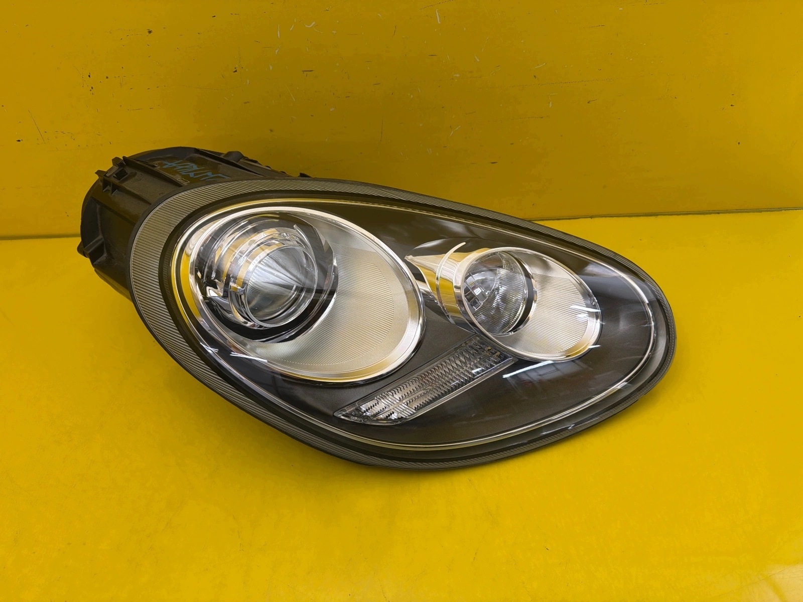 light right front Porsche Boxster 987 Zwykla
