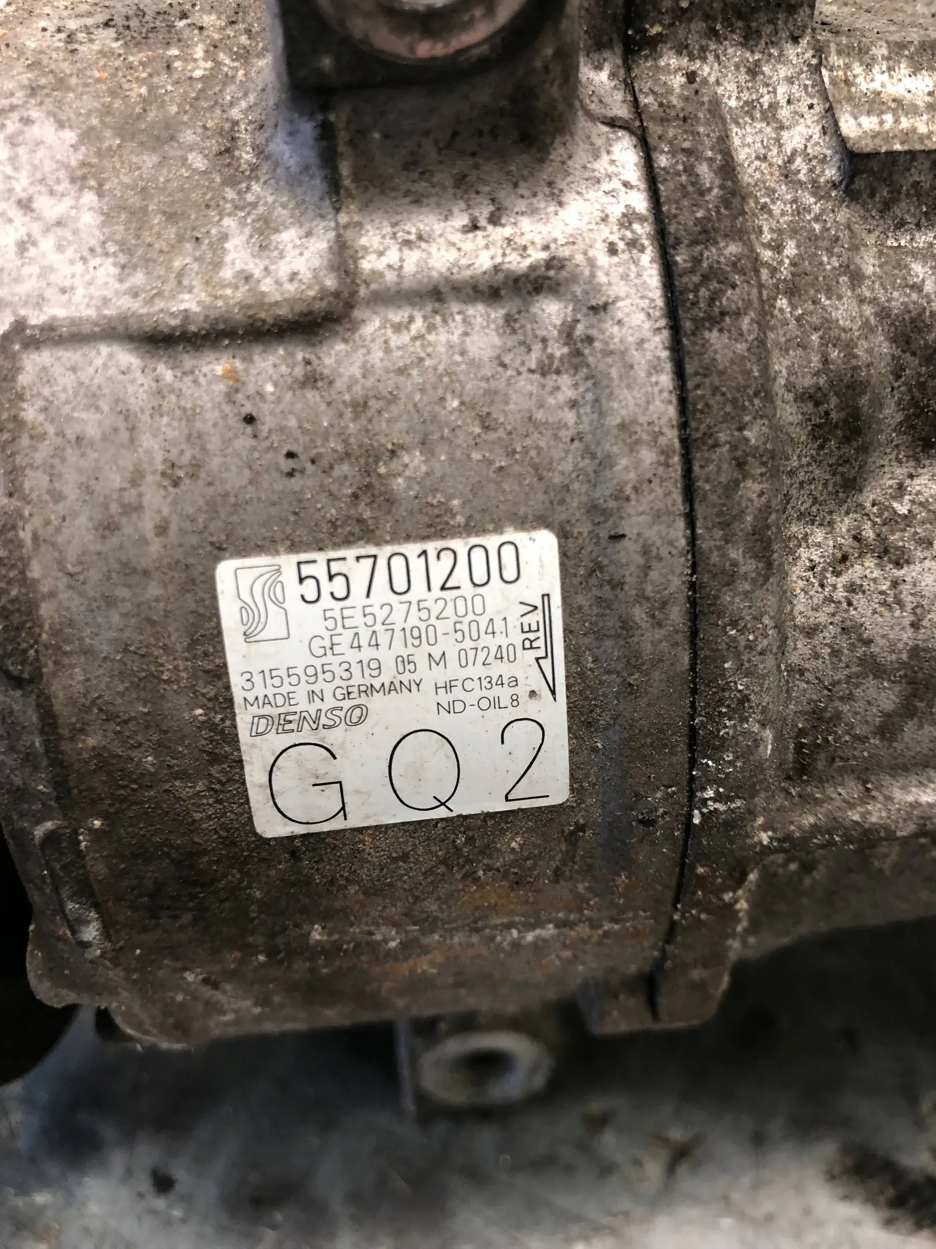 compressor compressor; KLIMATYZCJI OPEL CORSA D 55701200
