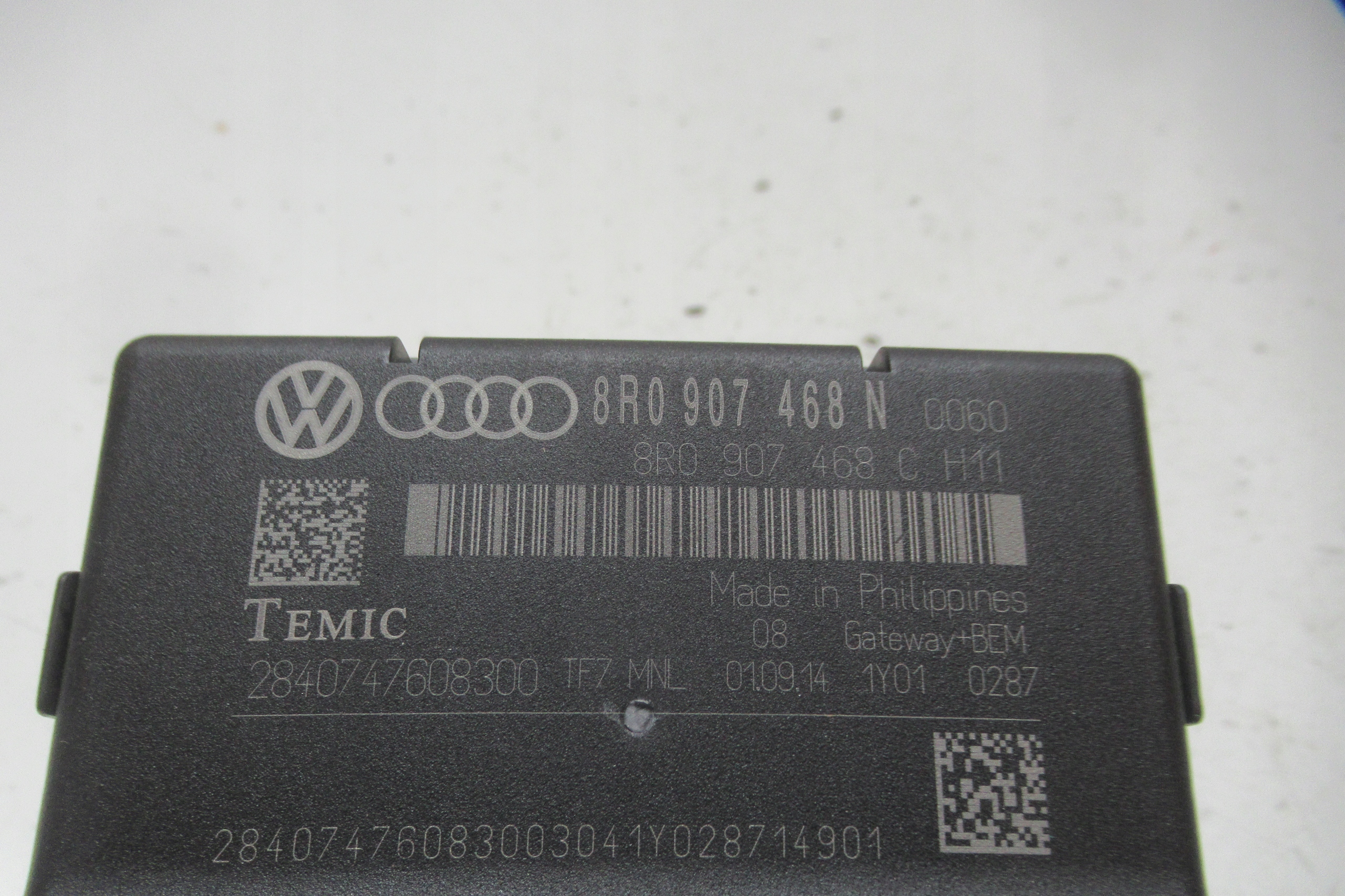 AUDI A4 B8 FL 14R module GATEWAY 8R0907468N