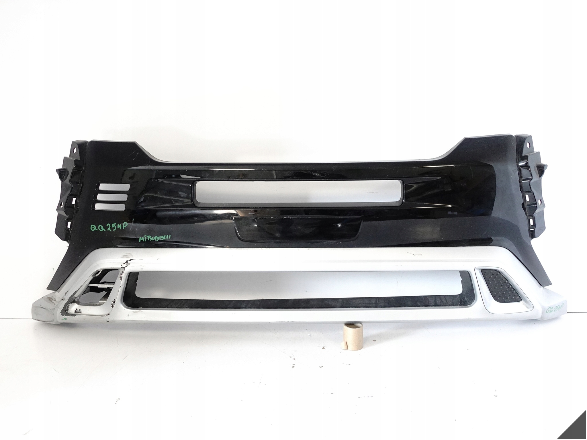 MITSUBISHI OUTLANDER III 3 LIFT 18-22 bumper cap moulding SPOILER front