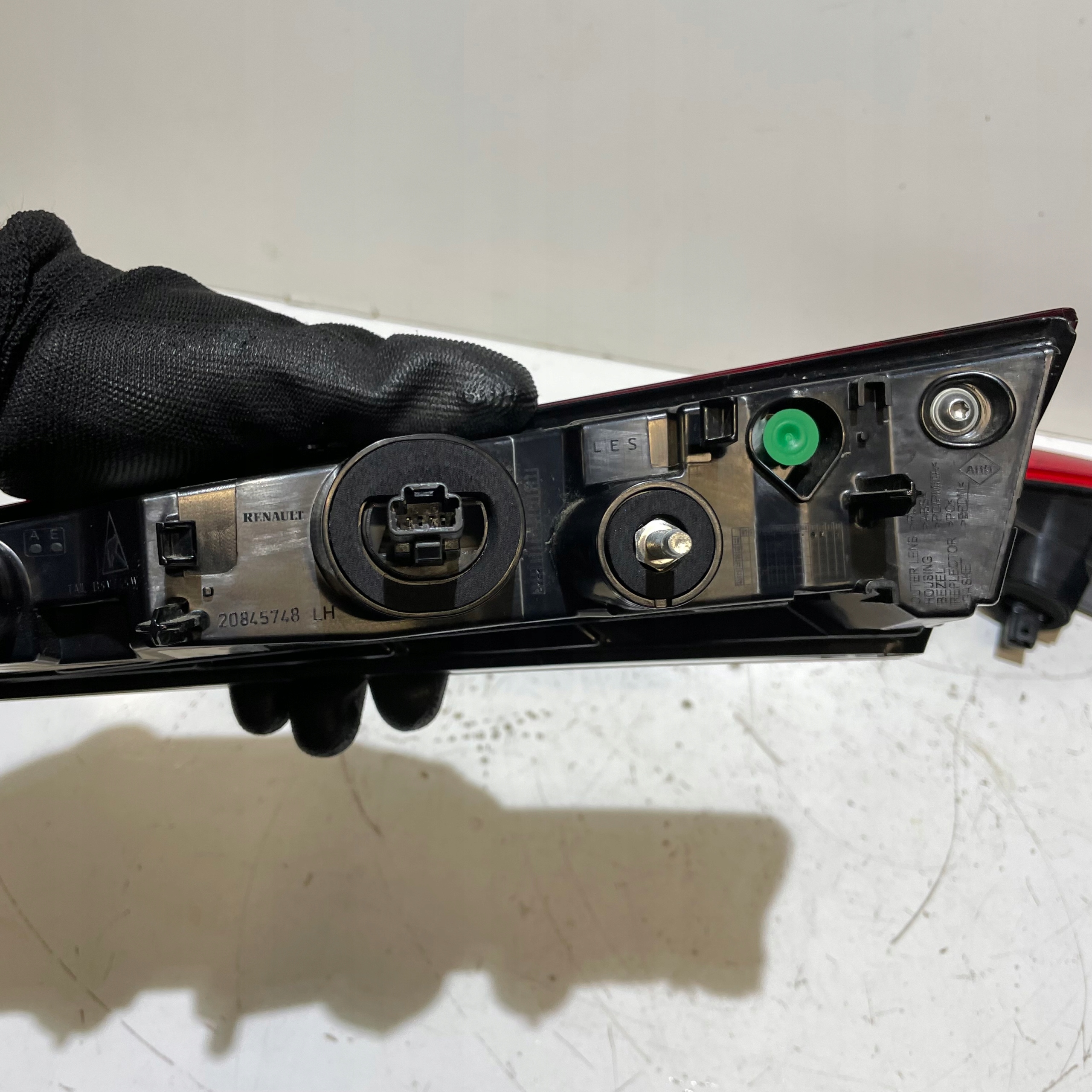 RENAULT CAPTUR II RIGHT LIGHT TO THE BONNET 265501234R