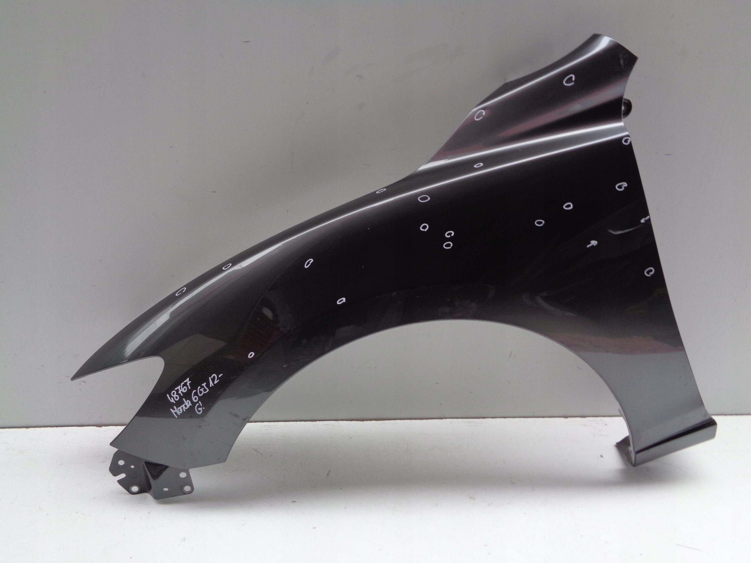 fender left front VOLVO XC60 II 17- NR 47642
