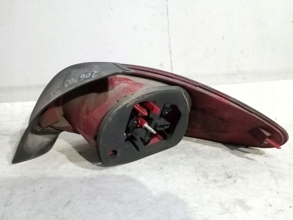 Peugeot 206 lift light left rear part rear