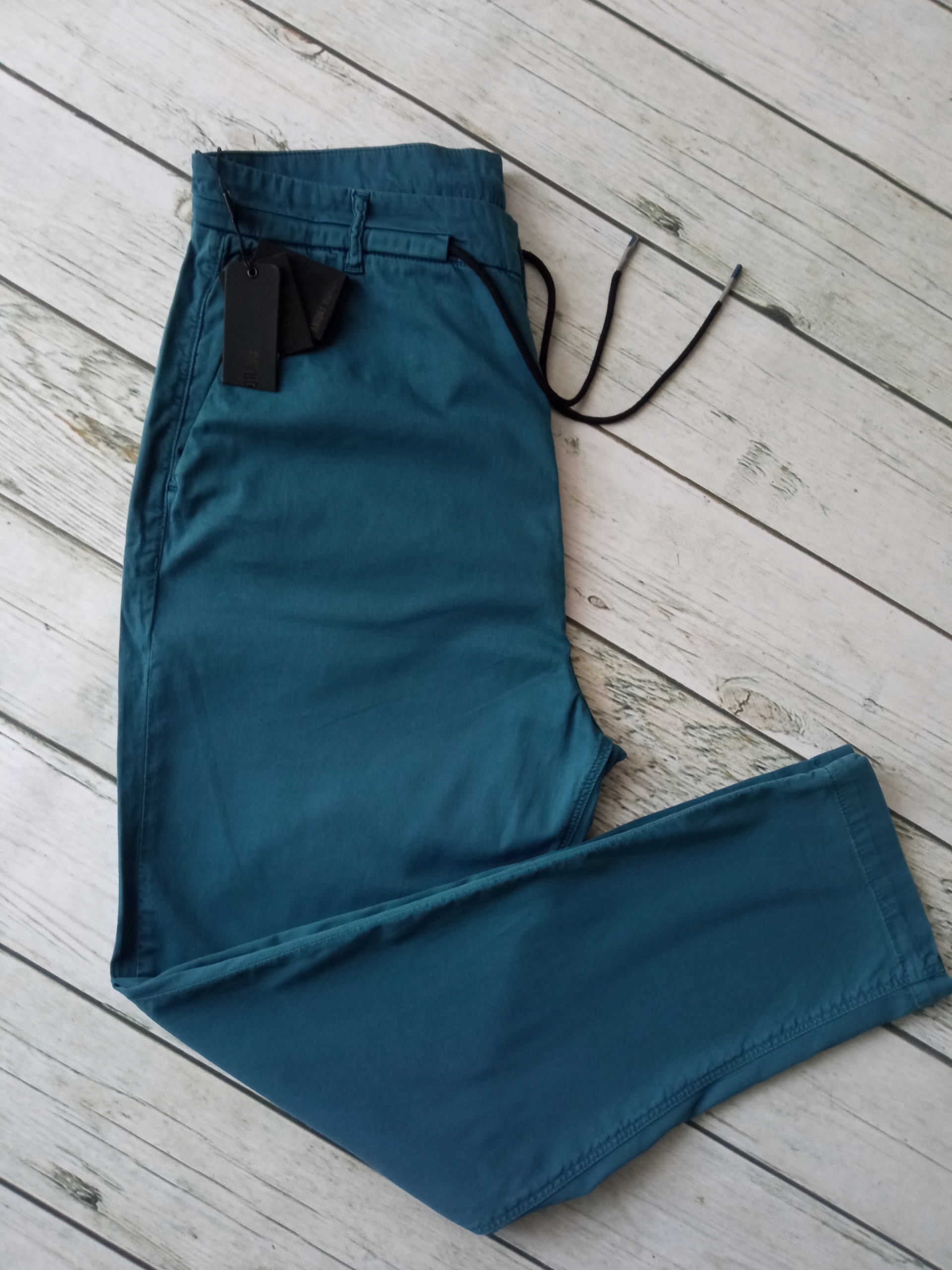 Nové Pánské Quinoy Antony Morato Carrot 48/32