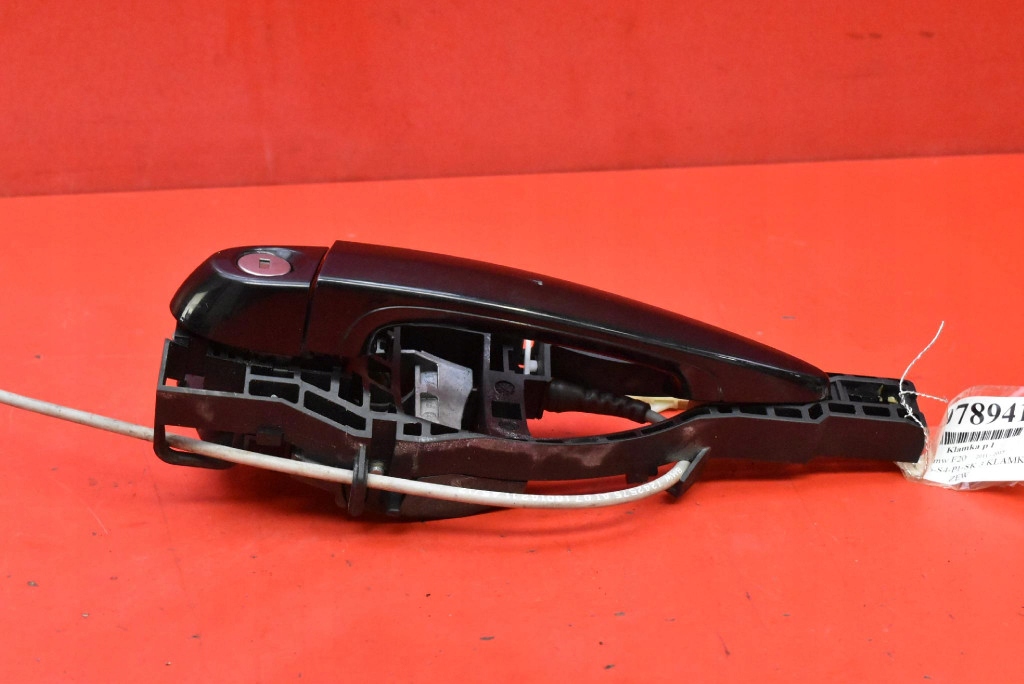 handle left front front (668) SCHWARZ II 7297749 BMW F20 11-15