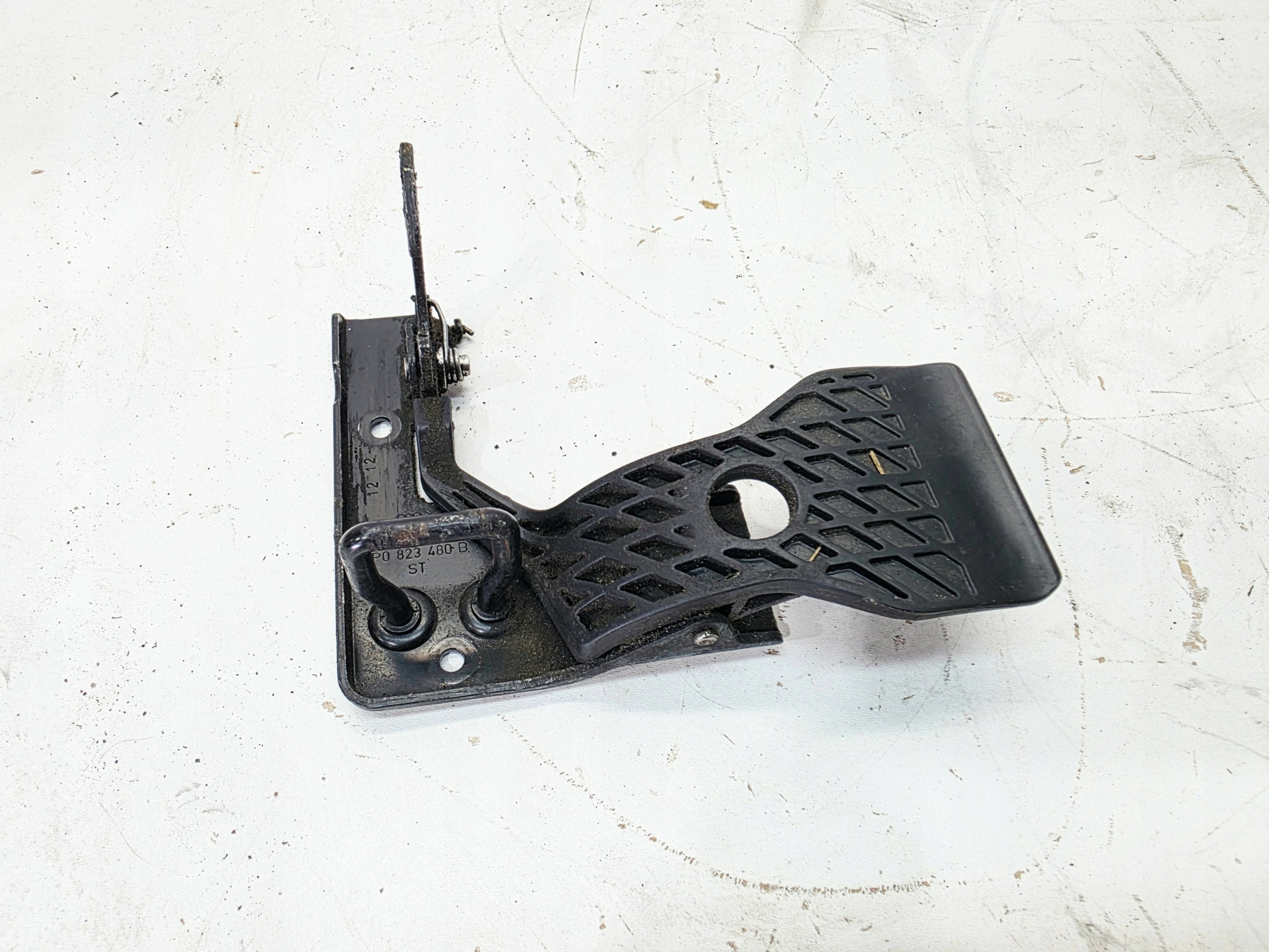 bonnet latch lock RYGIEL Z bonnets AUDI A3 8P 2008-2012 8P0823480B